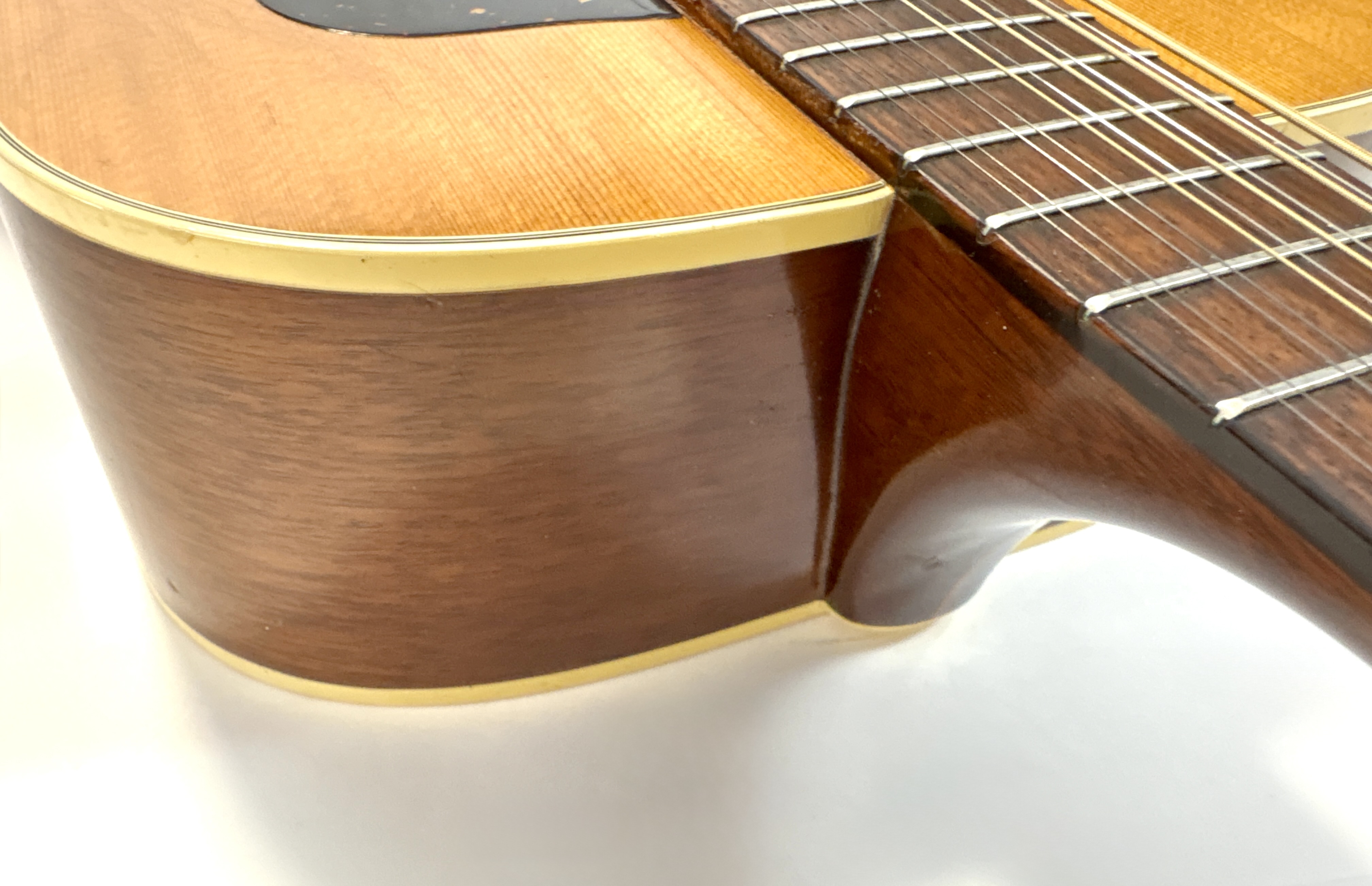 Guild F212 XL (45333)