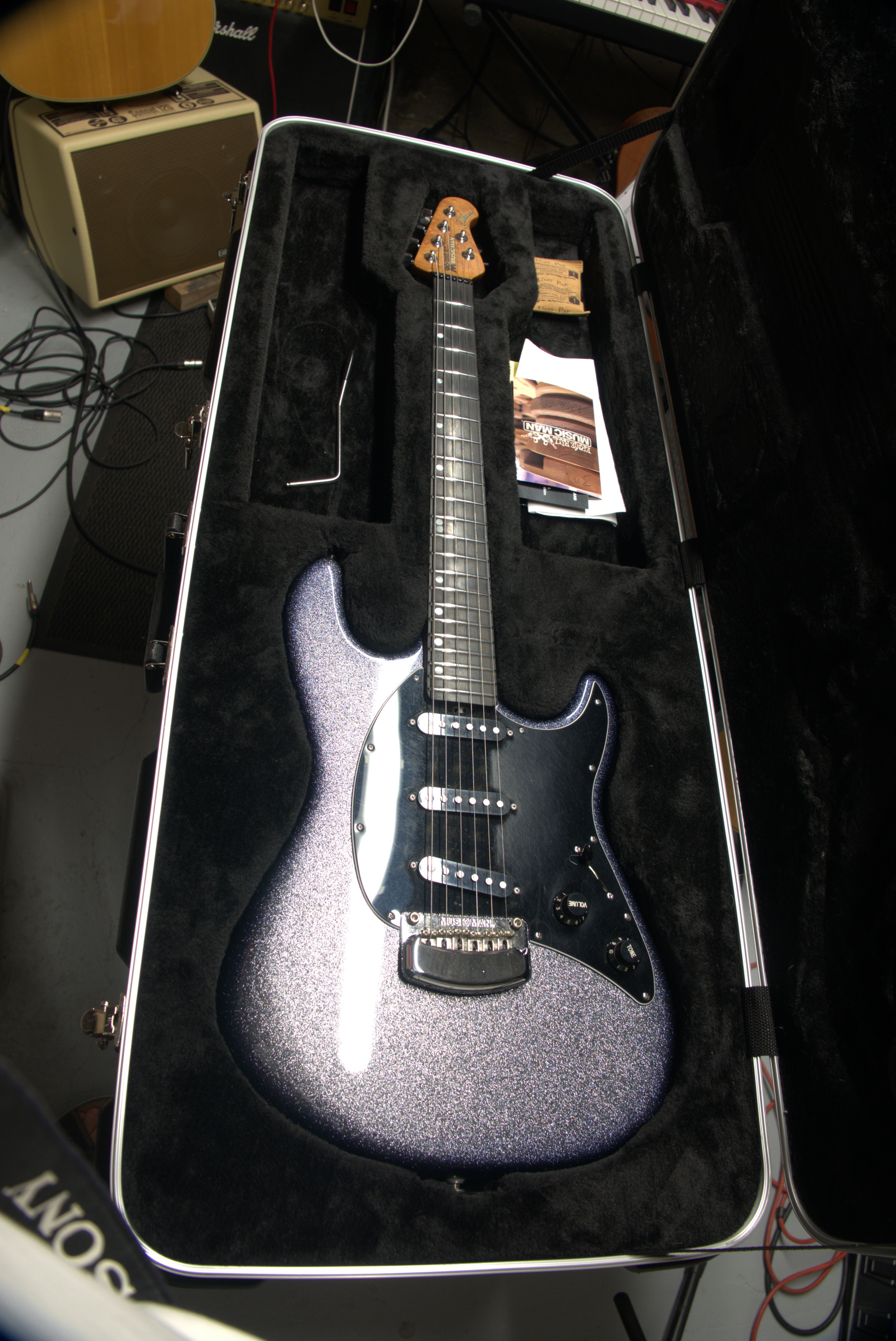 Ernie Ball Music Man PDN Cutlass
