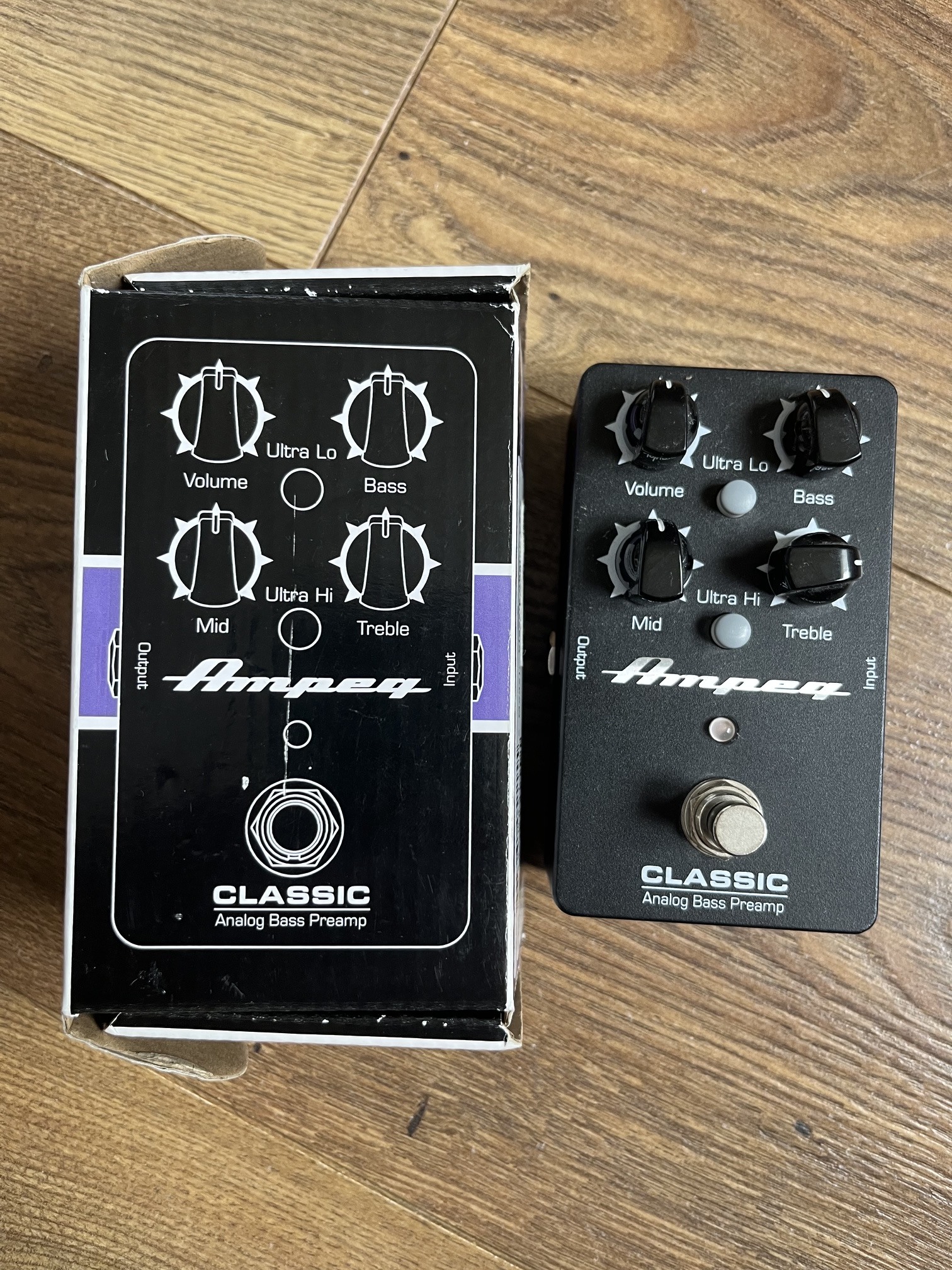 Pédale Basse - Ampeg Classic Analog Bass Preamp excellent état 