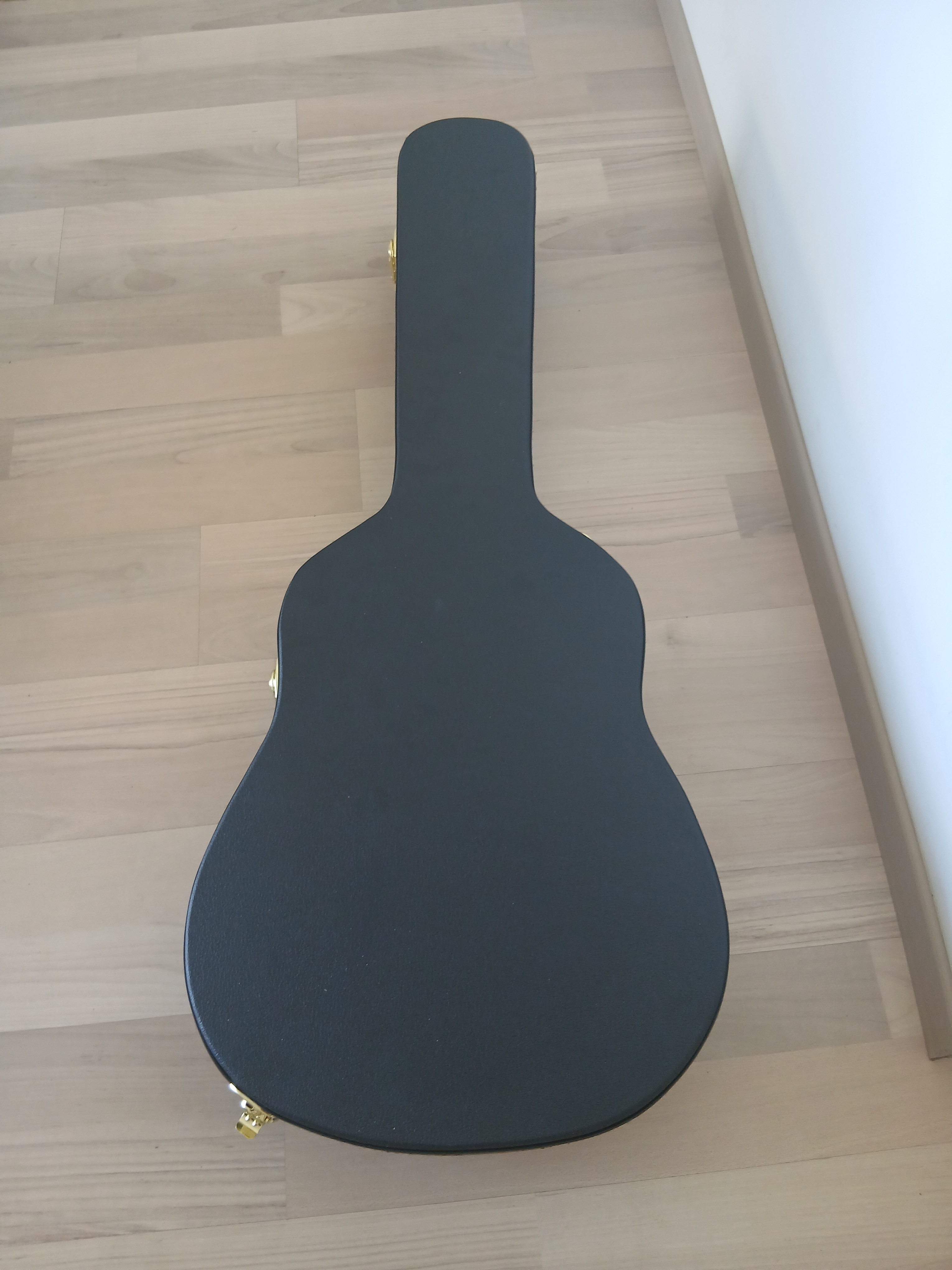 guitare électroacoustique Yamaha FGX5