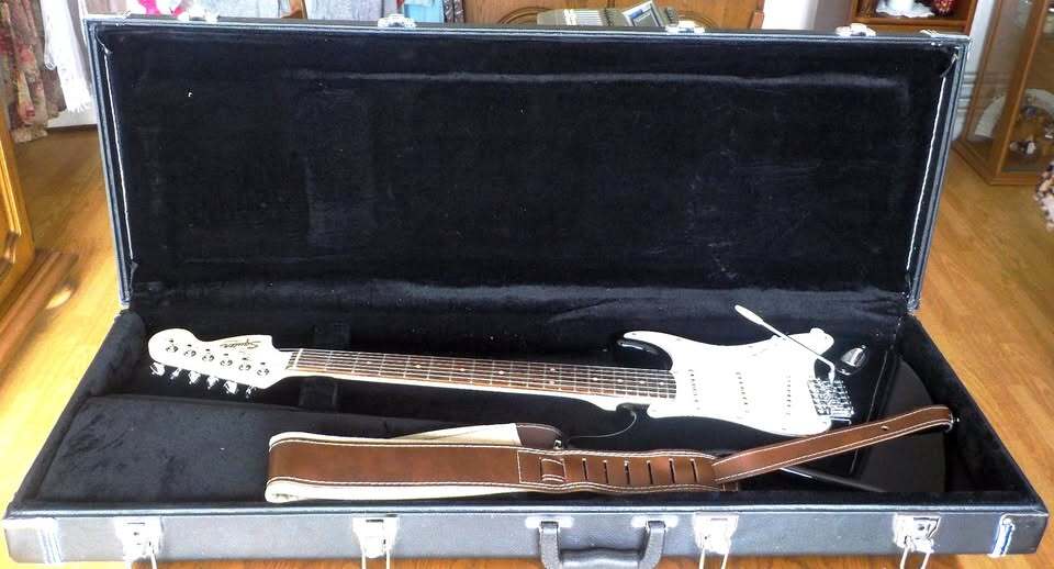Vends Guitare Squier AFFINITY