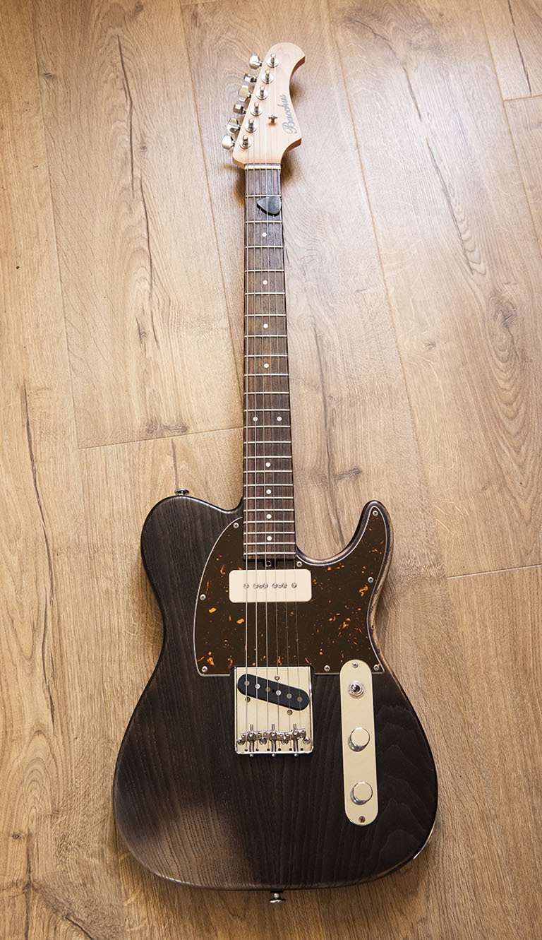 Vends guitare Bacchus T Master