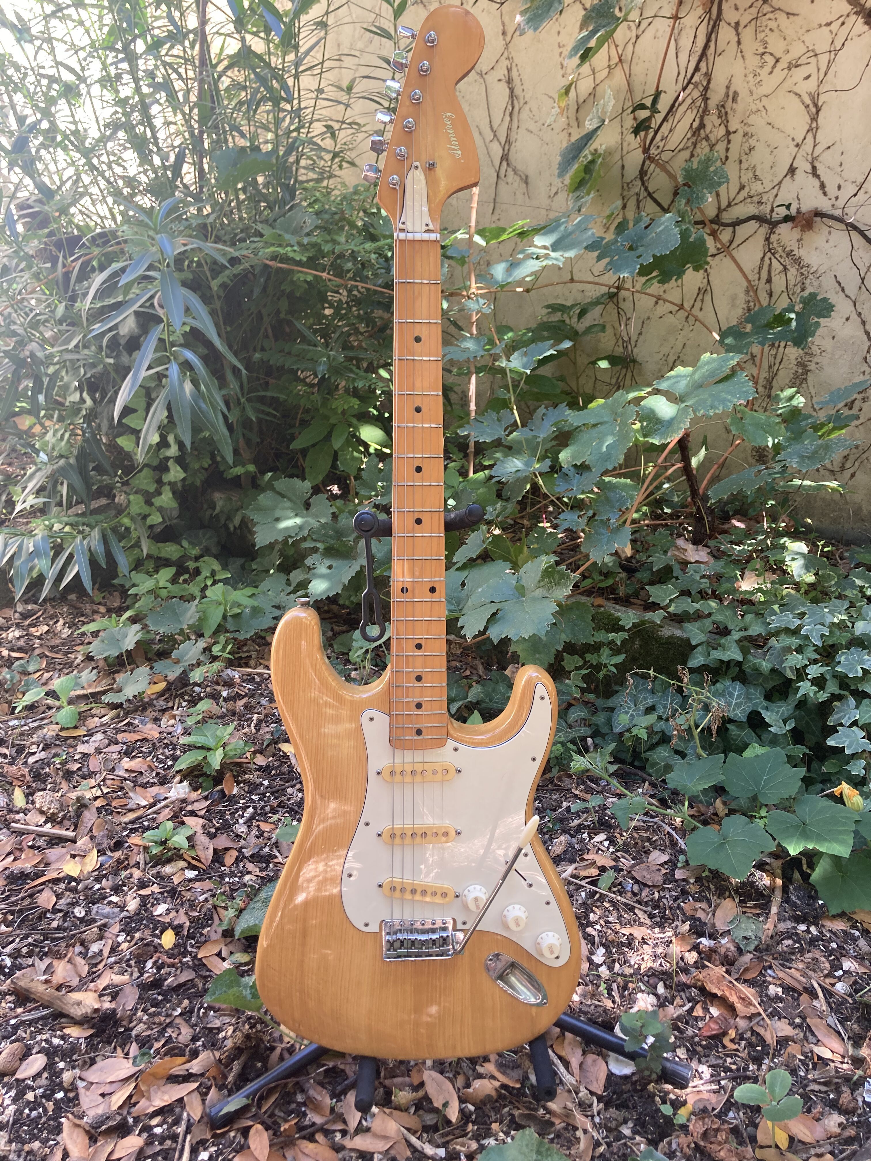 Almirez Stratocaster MIJ 1973