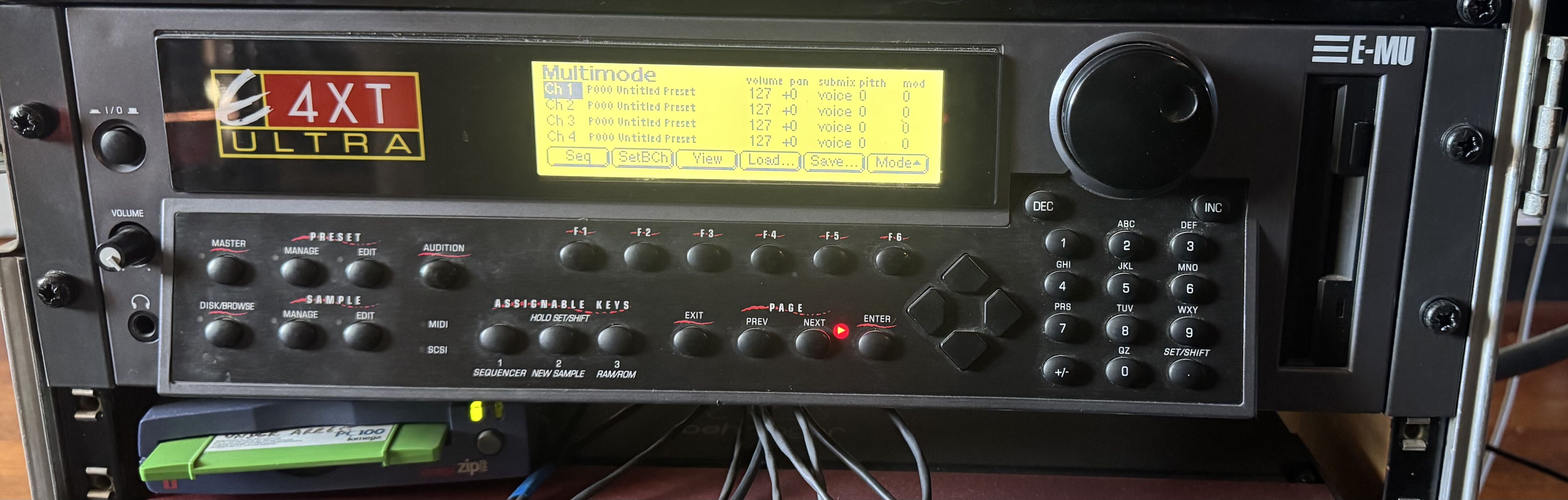 E-MU E4XT Ultra - Toutes options