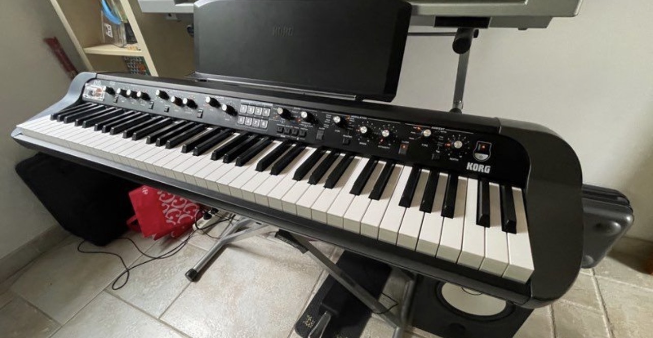  KORG SV 2 73 notes 900€