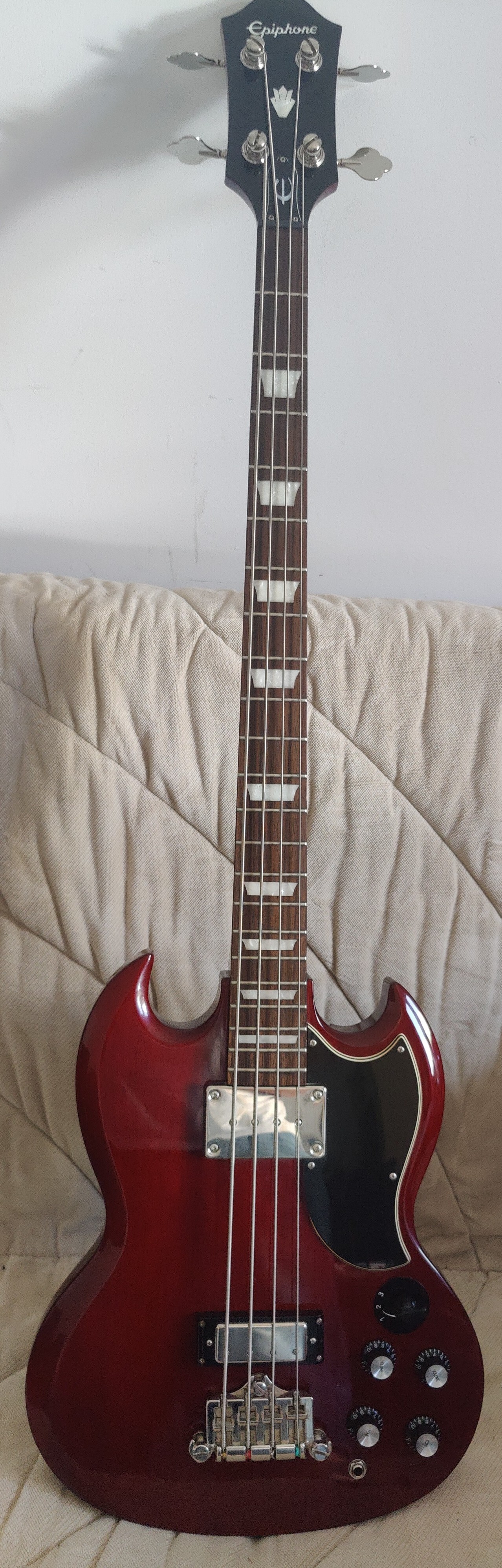 Epiphone EB3 EB-3