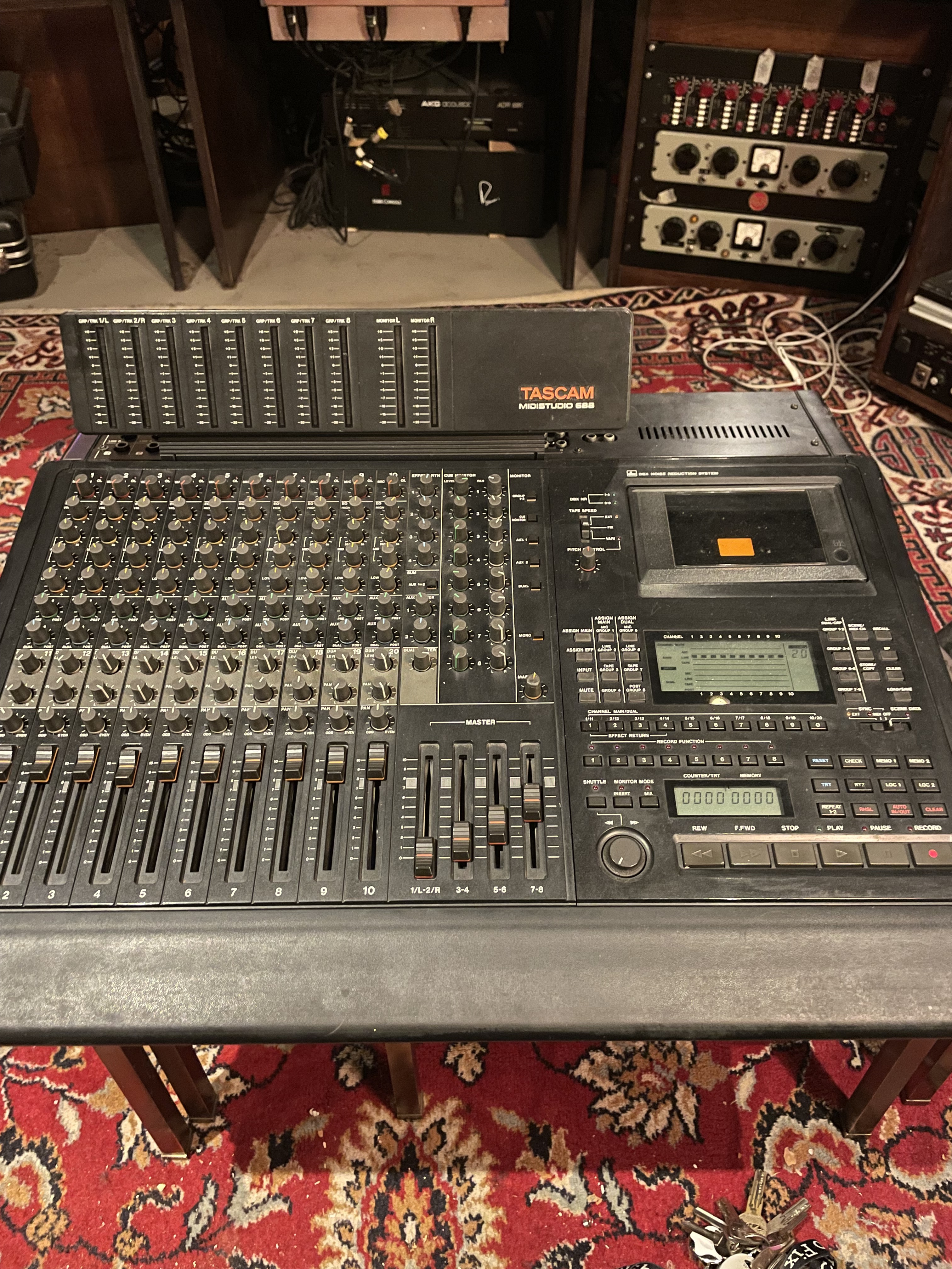 Vend Tascam 688 avec sa boîte d’origine