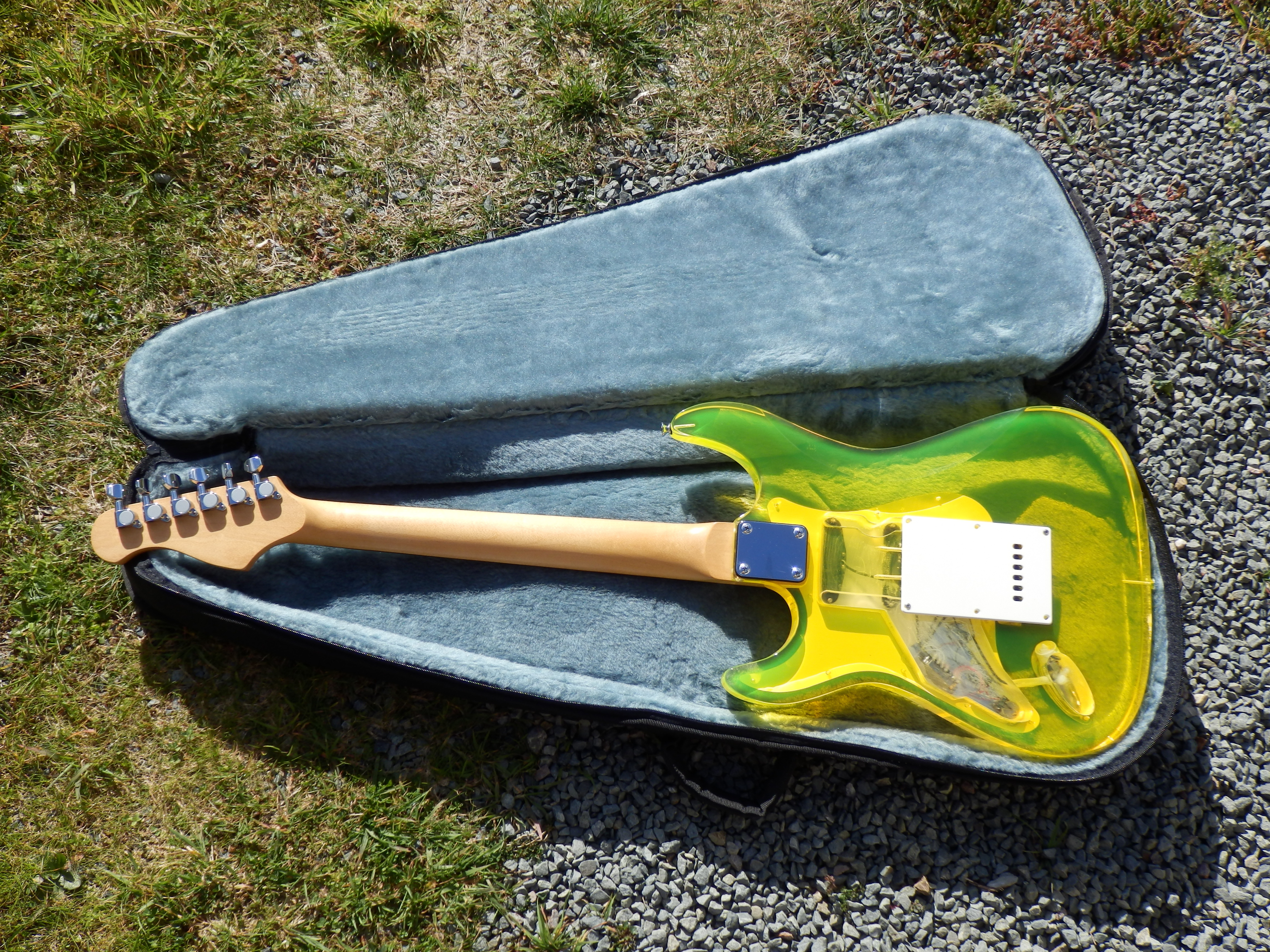 Wesley Guitars wesley acryl'o'paul transparent clear (41019)