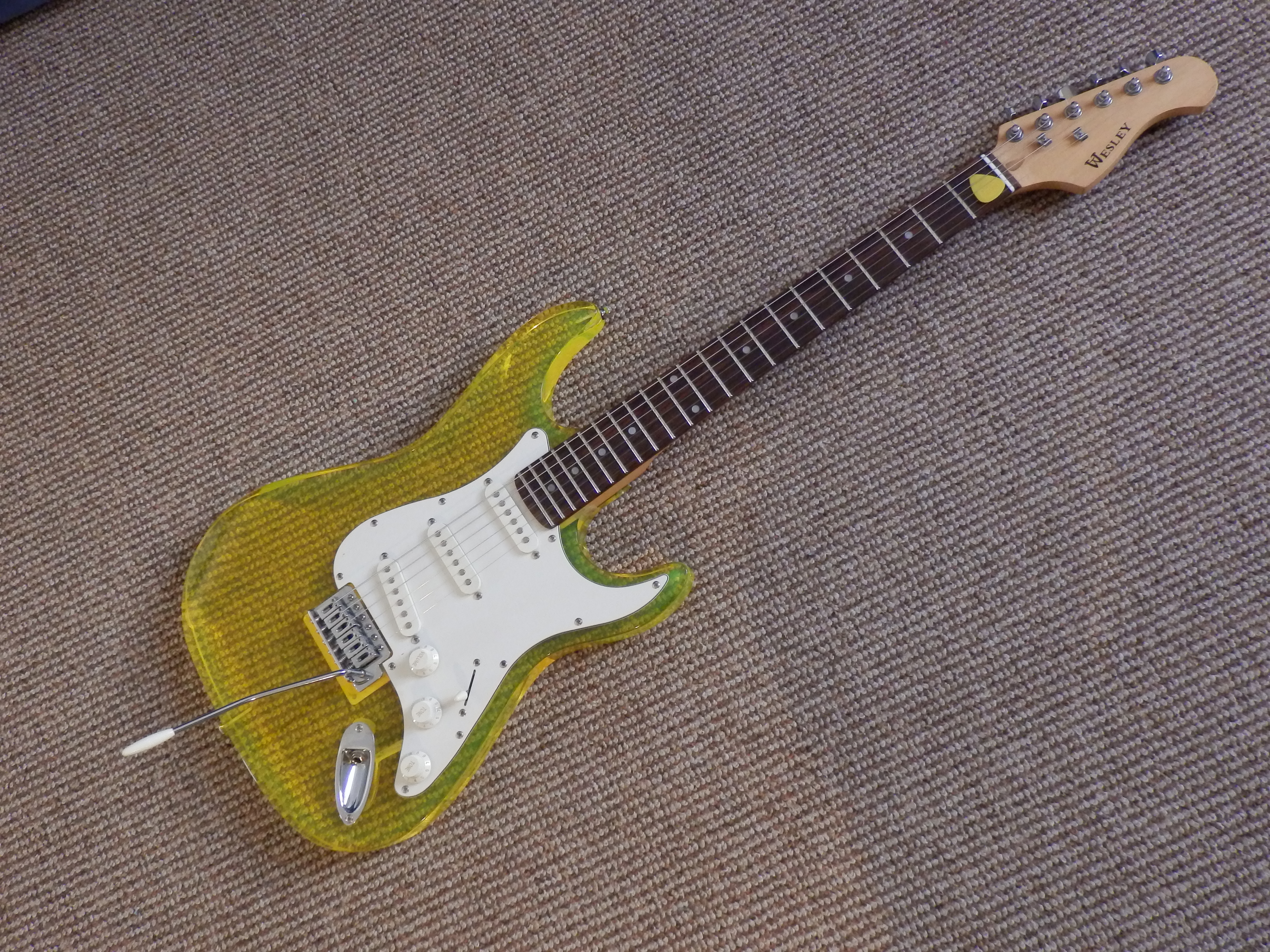 Wesley Guitars wesley acryl'o'paul transparent clear (90515)