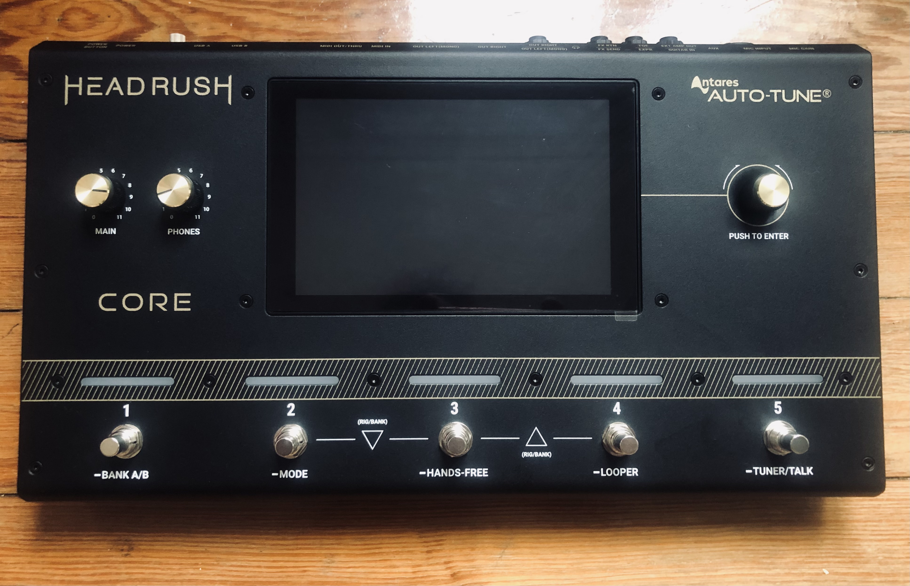 HEADRUSH CORE NEUF 
