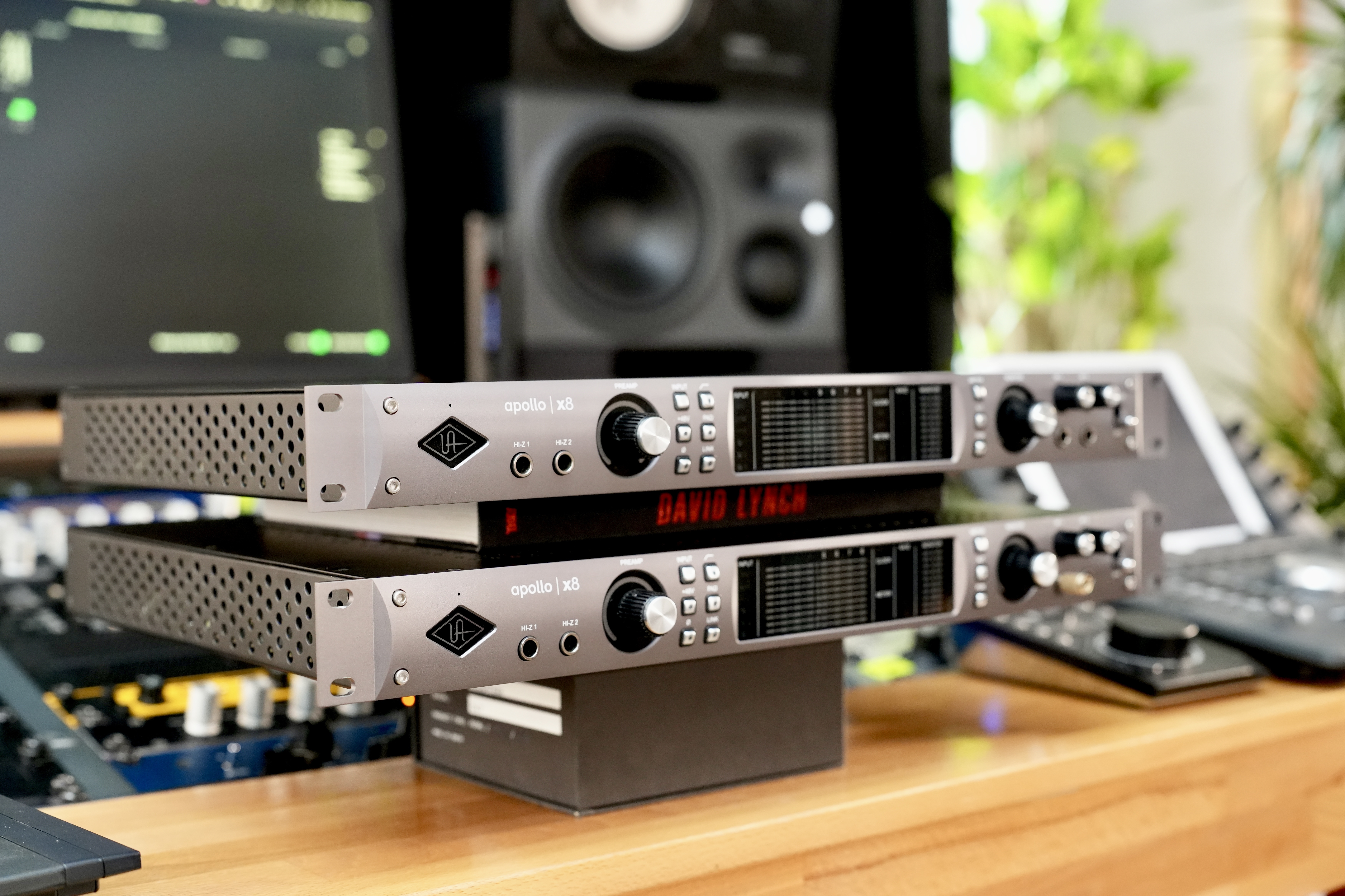 Universal Audio Apollo x8 (49644)