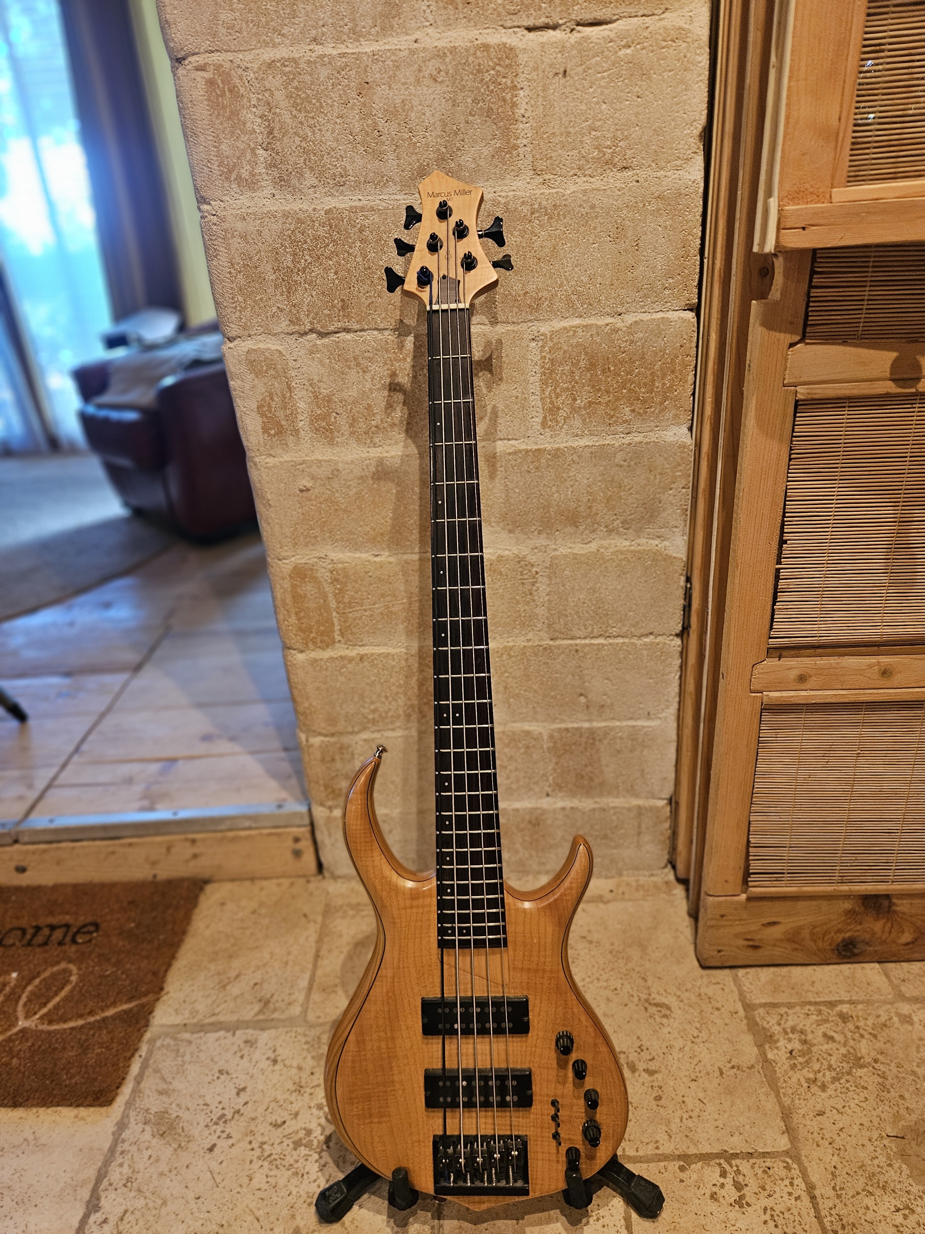Basse Sire Marcus Miller M7 t tbe