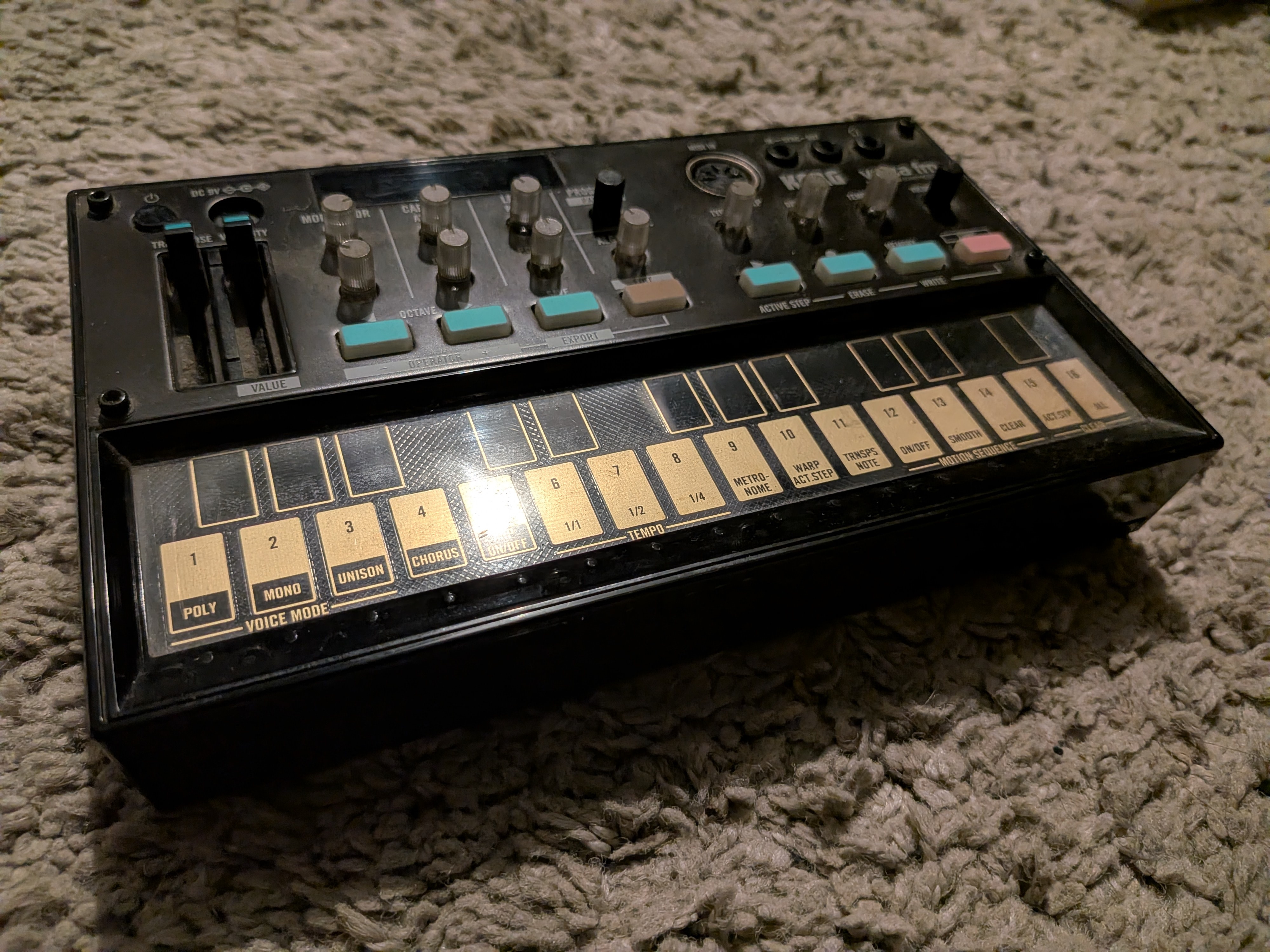 Vends Volca FM (!! dispo jusqu'au 19 septembre !!)