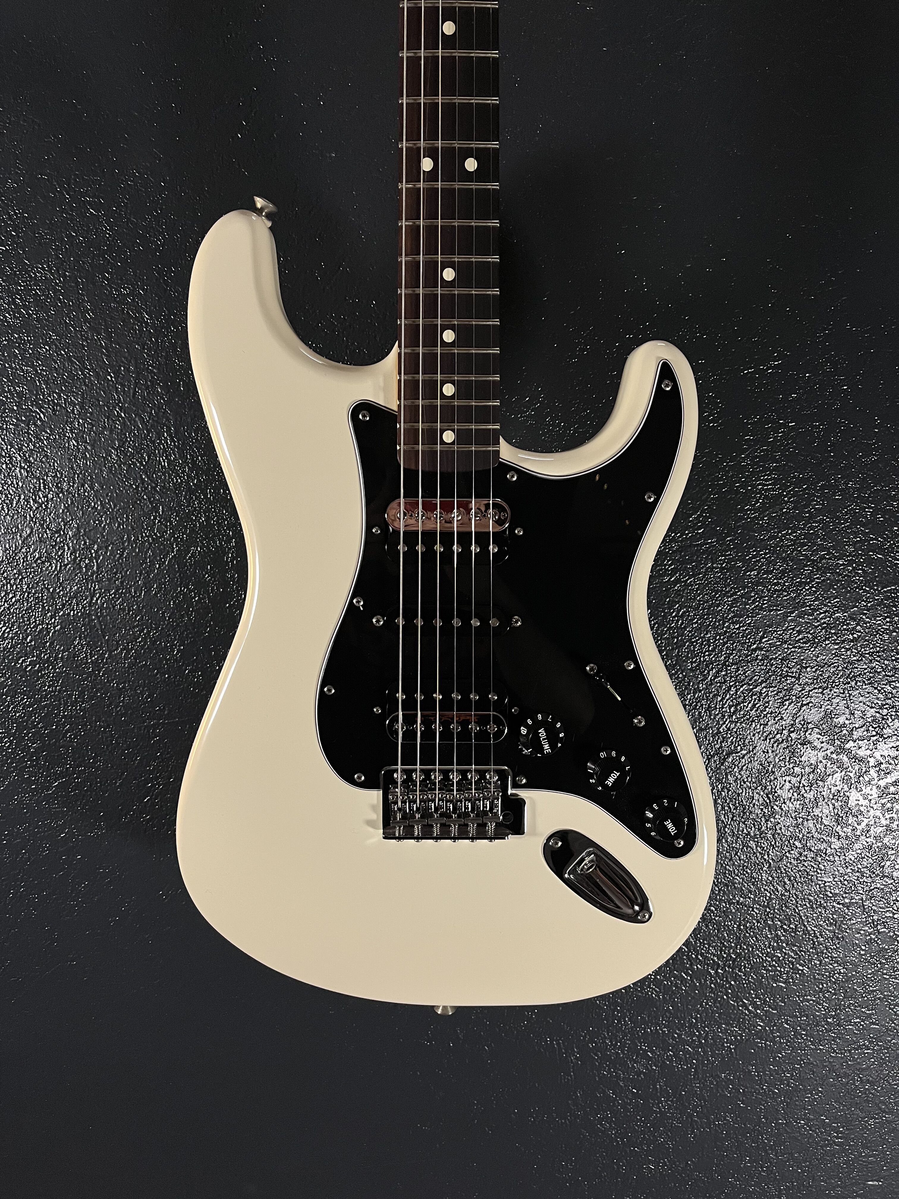 Fender Stratocaster Standard HSH Made In Mexico 2017 - Olympic White 