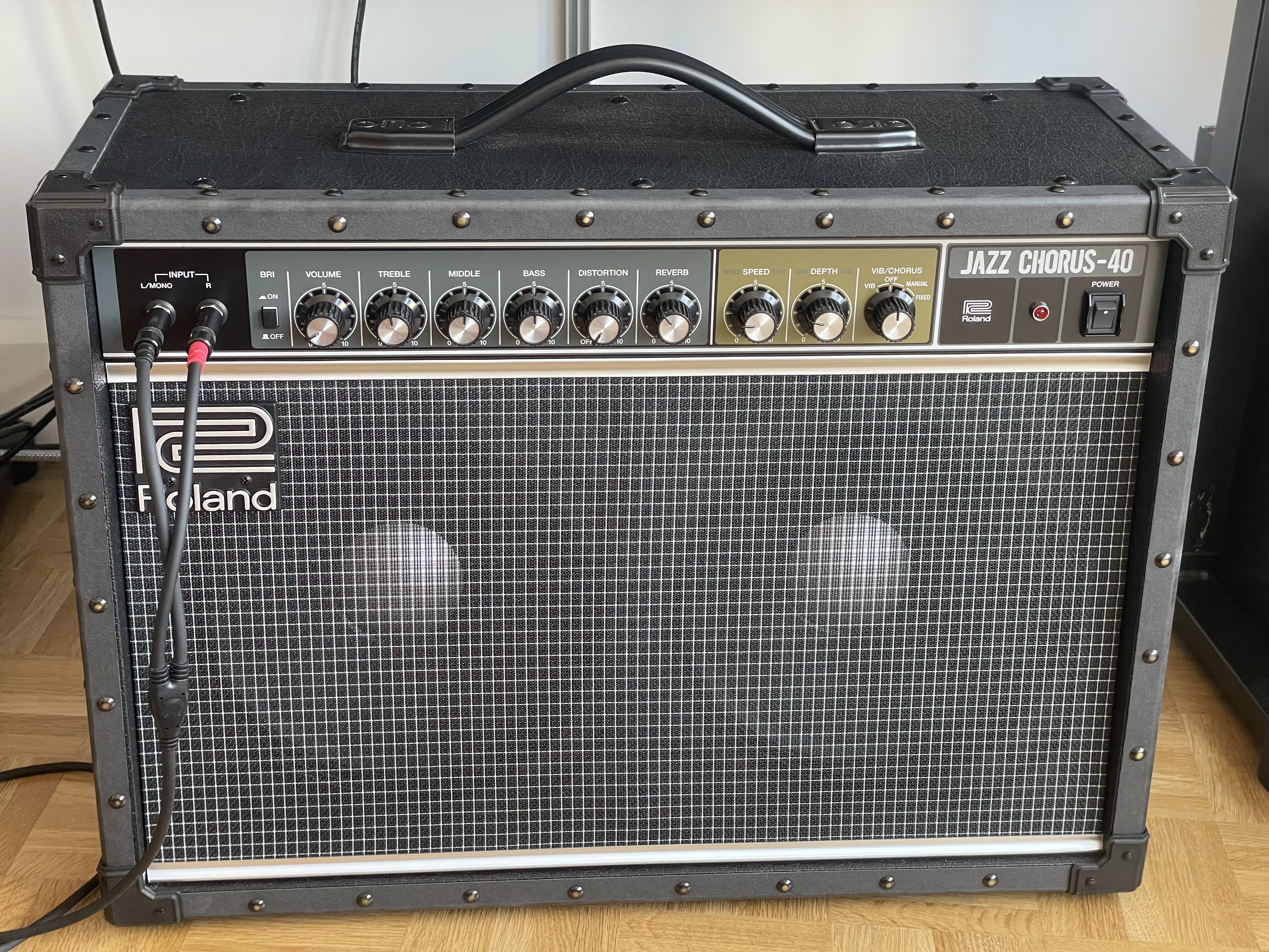 Vends Roland Jazz Chorus JC-40