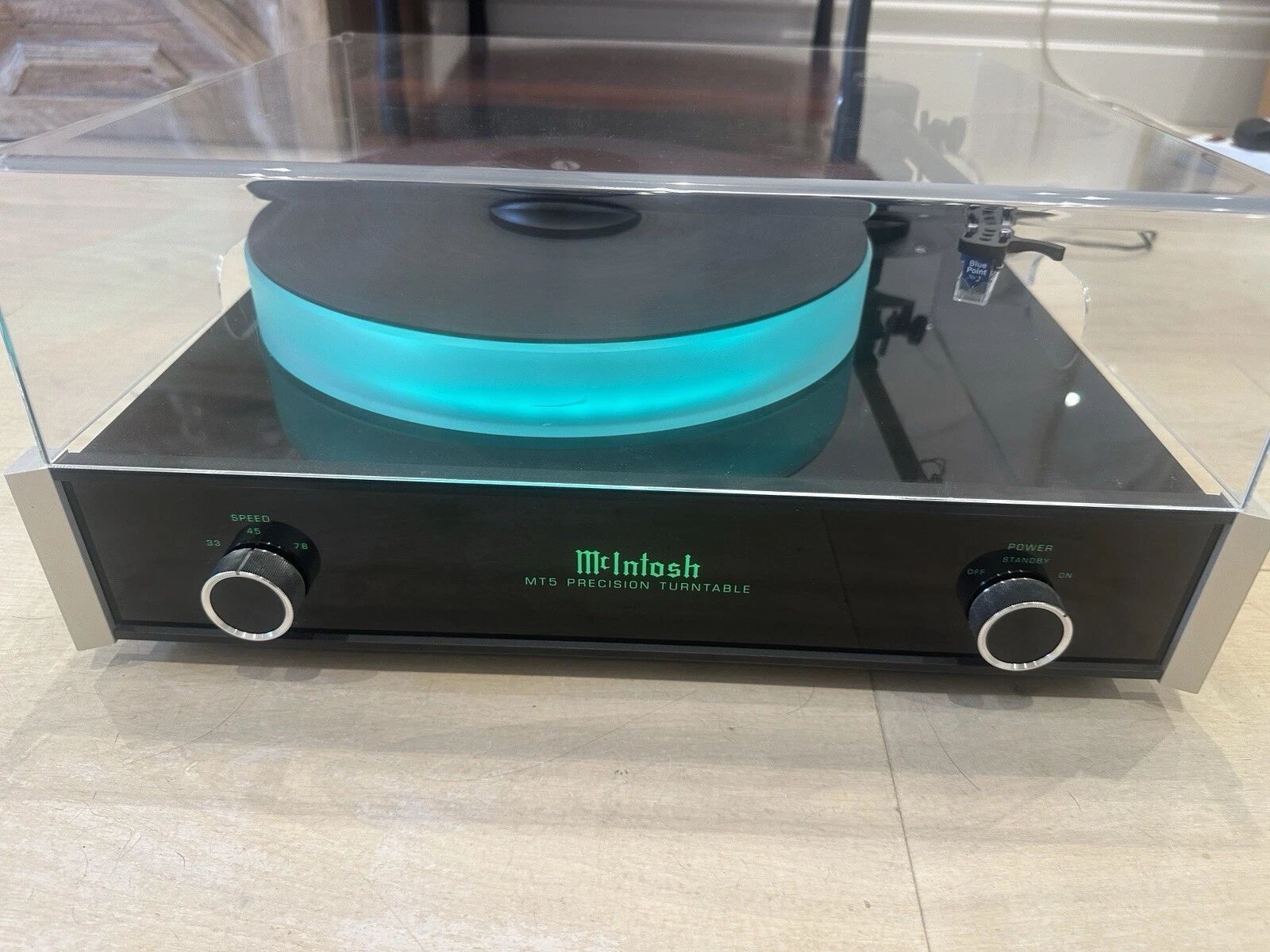 McIntosh MT5 Precision Belt Driven Turntable