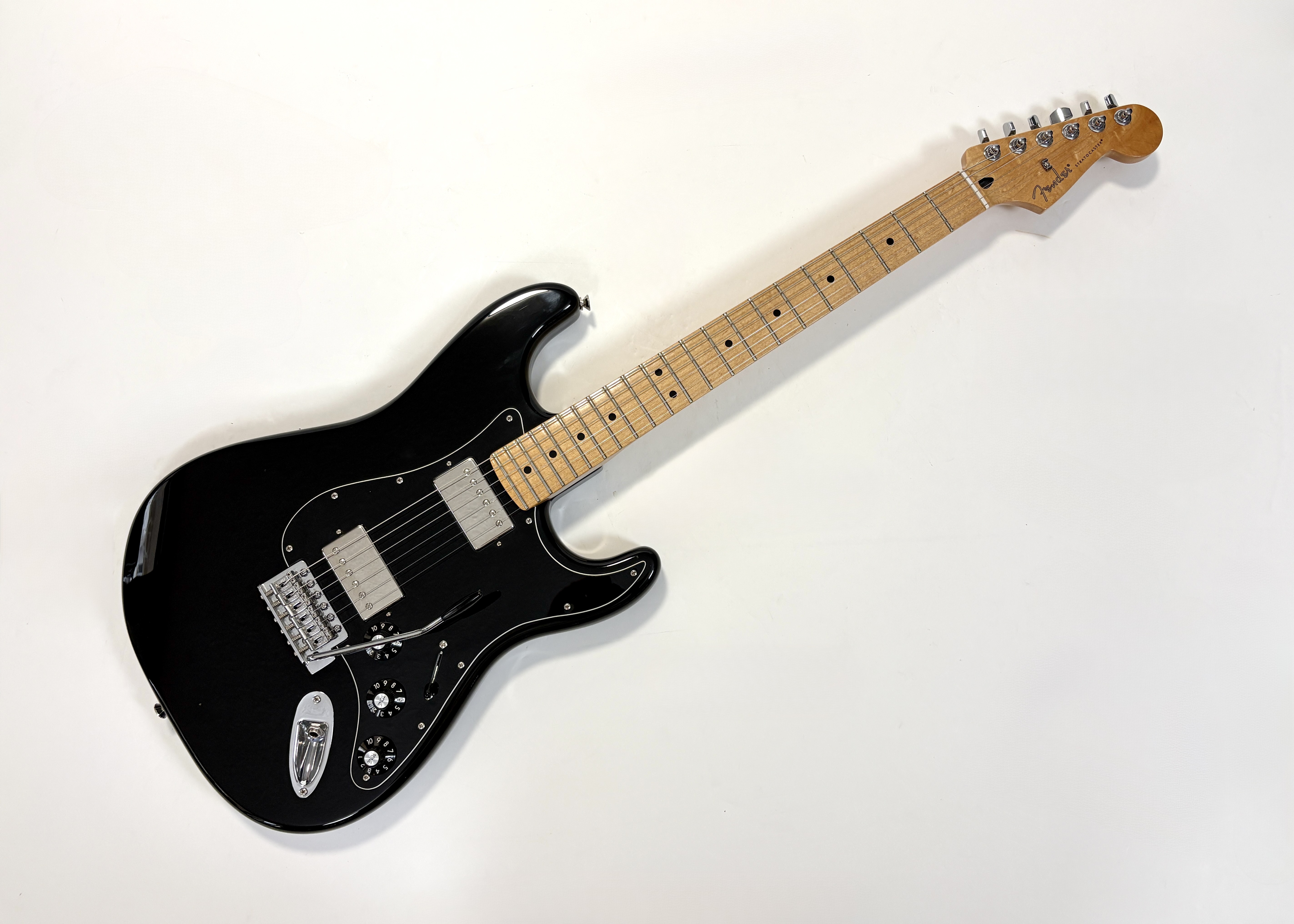 Fender Stratocaster Blacktop HH 2013 Black