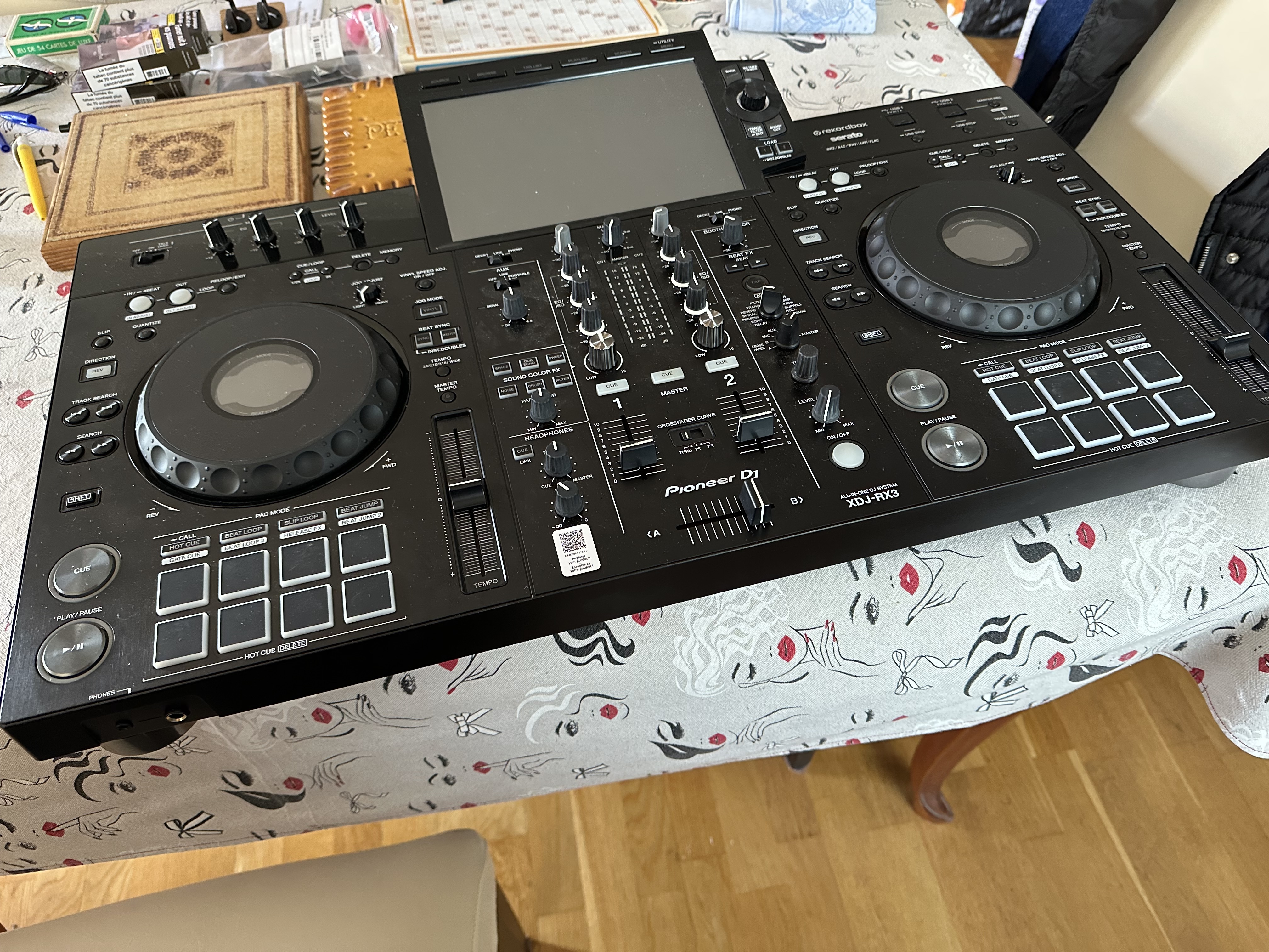 Pioneer XDJ-RX3 + Sac de transport Pioneer – État neuf – Sous garantie