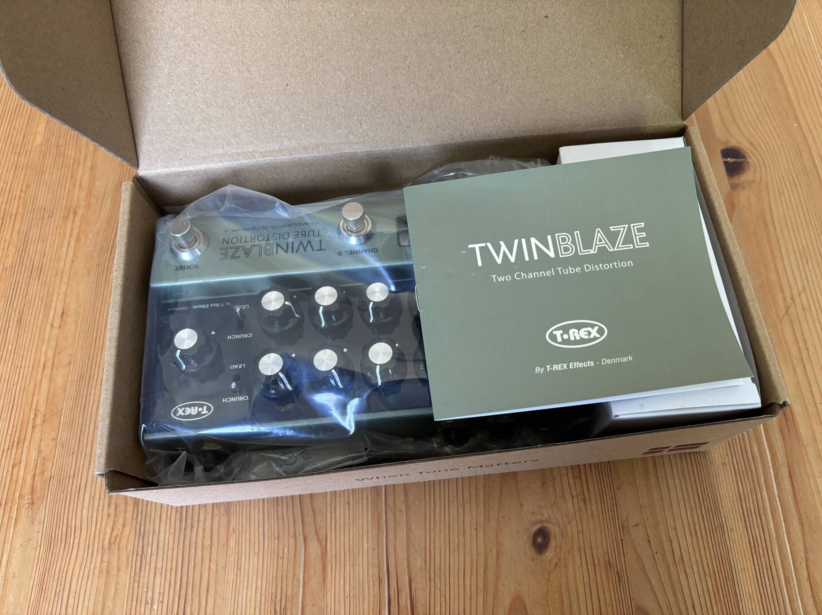 trex-twin-blaze-5417455@2x