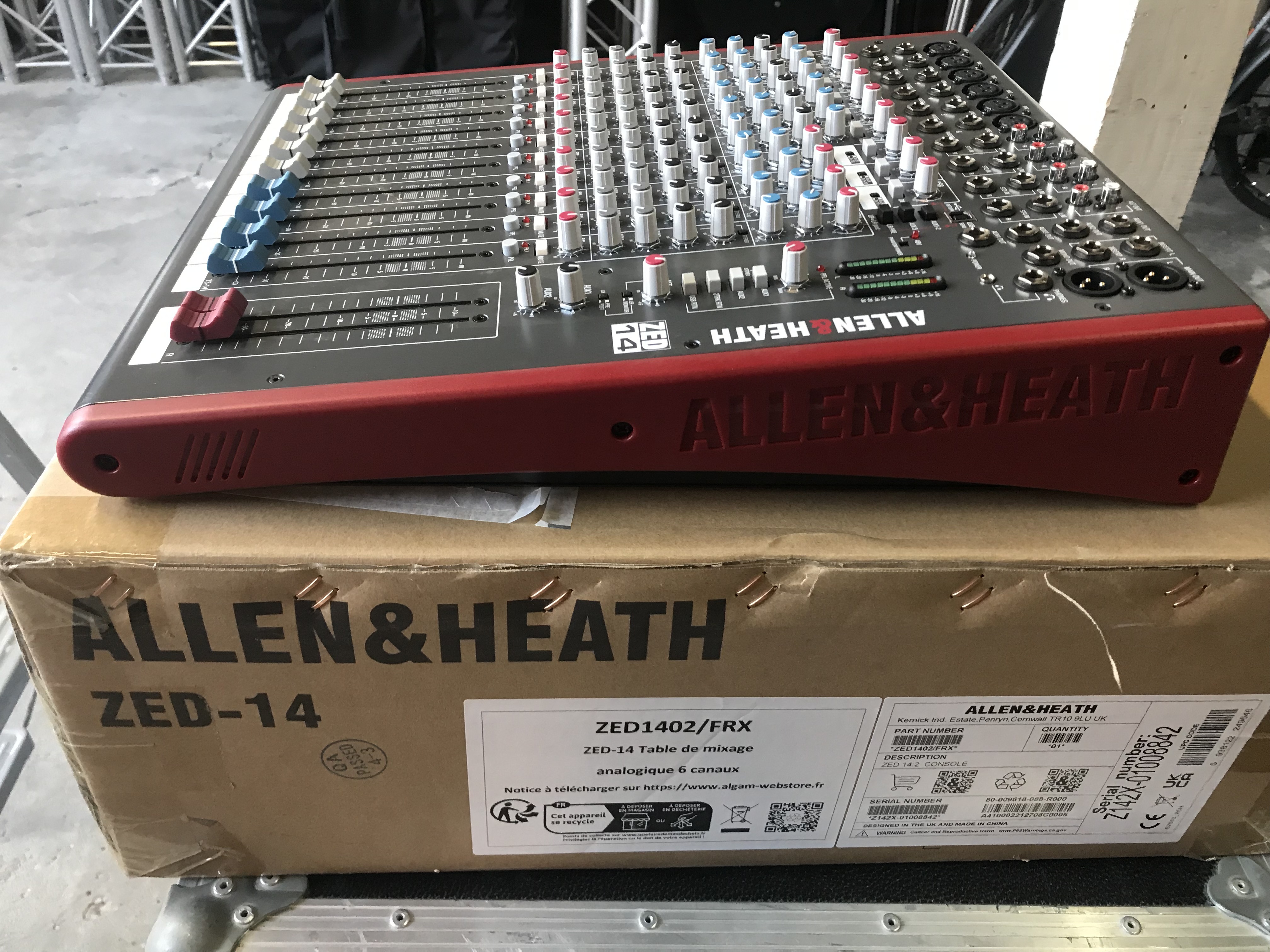 Allen & Heath ZED-14 (29523)