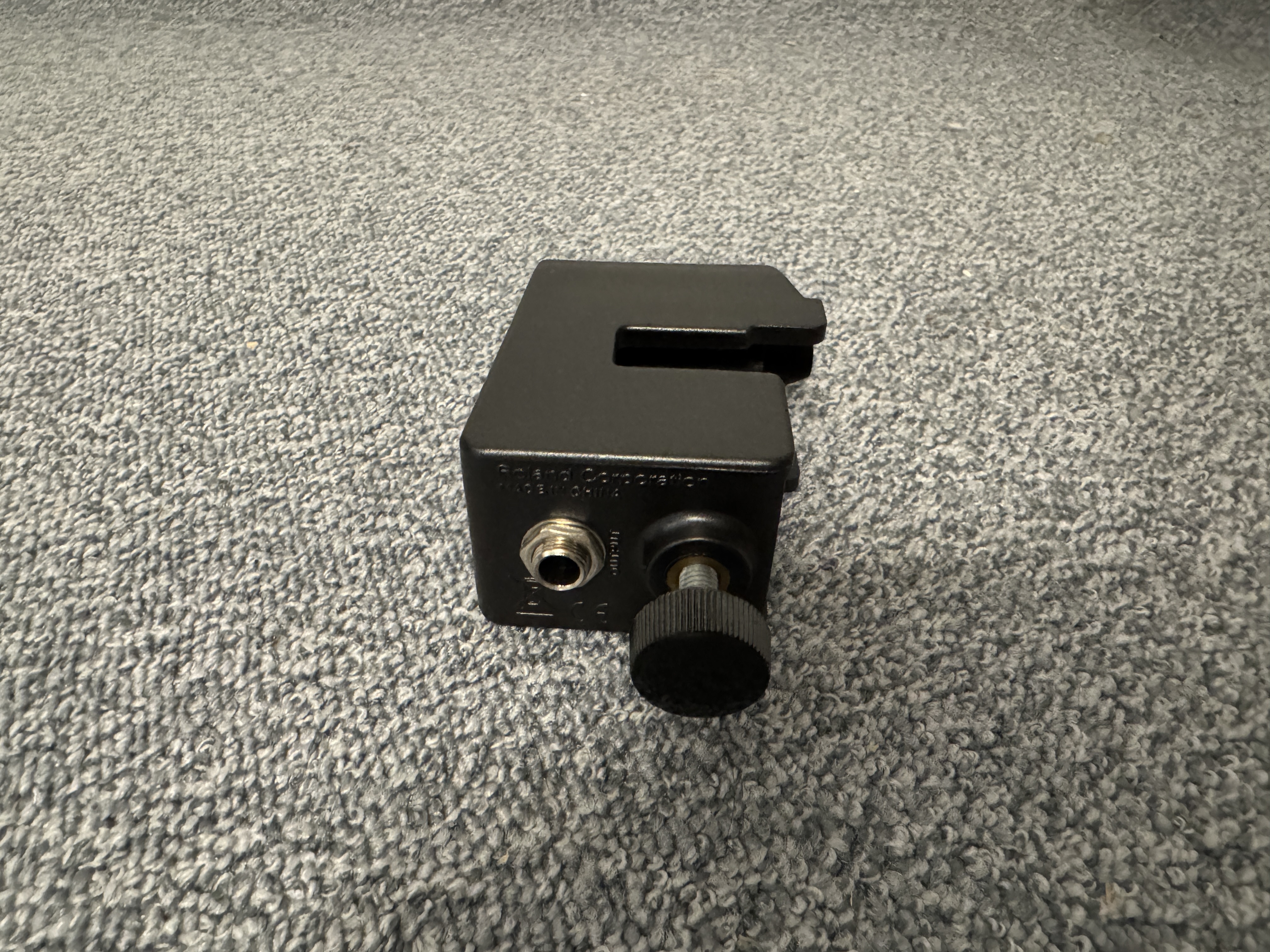Roland RT-30K (27581)