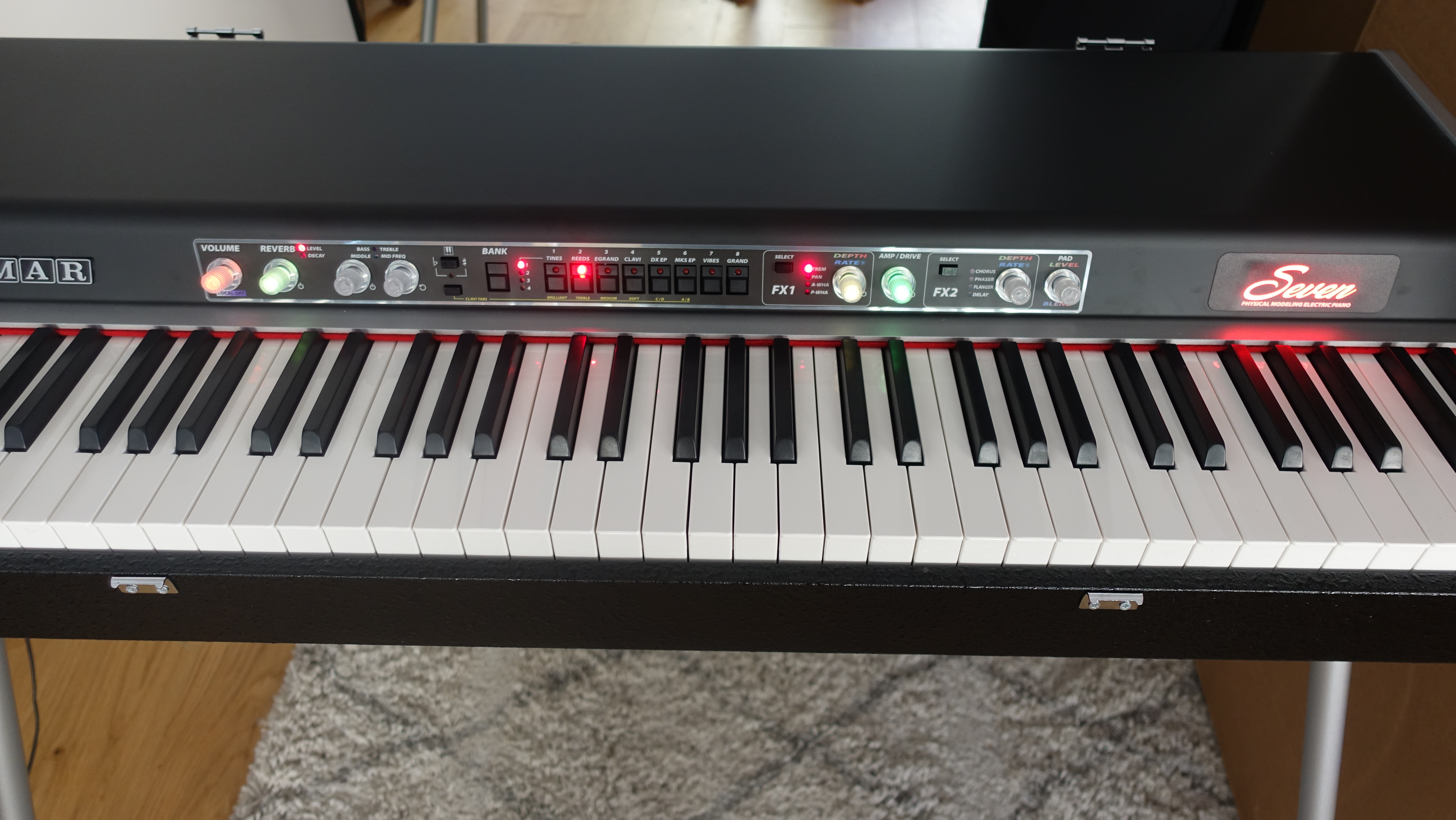 Crumar Seven (80597)