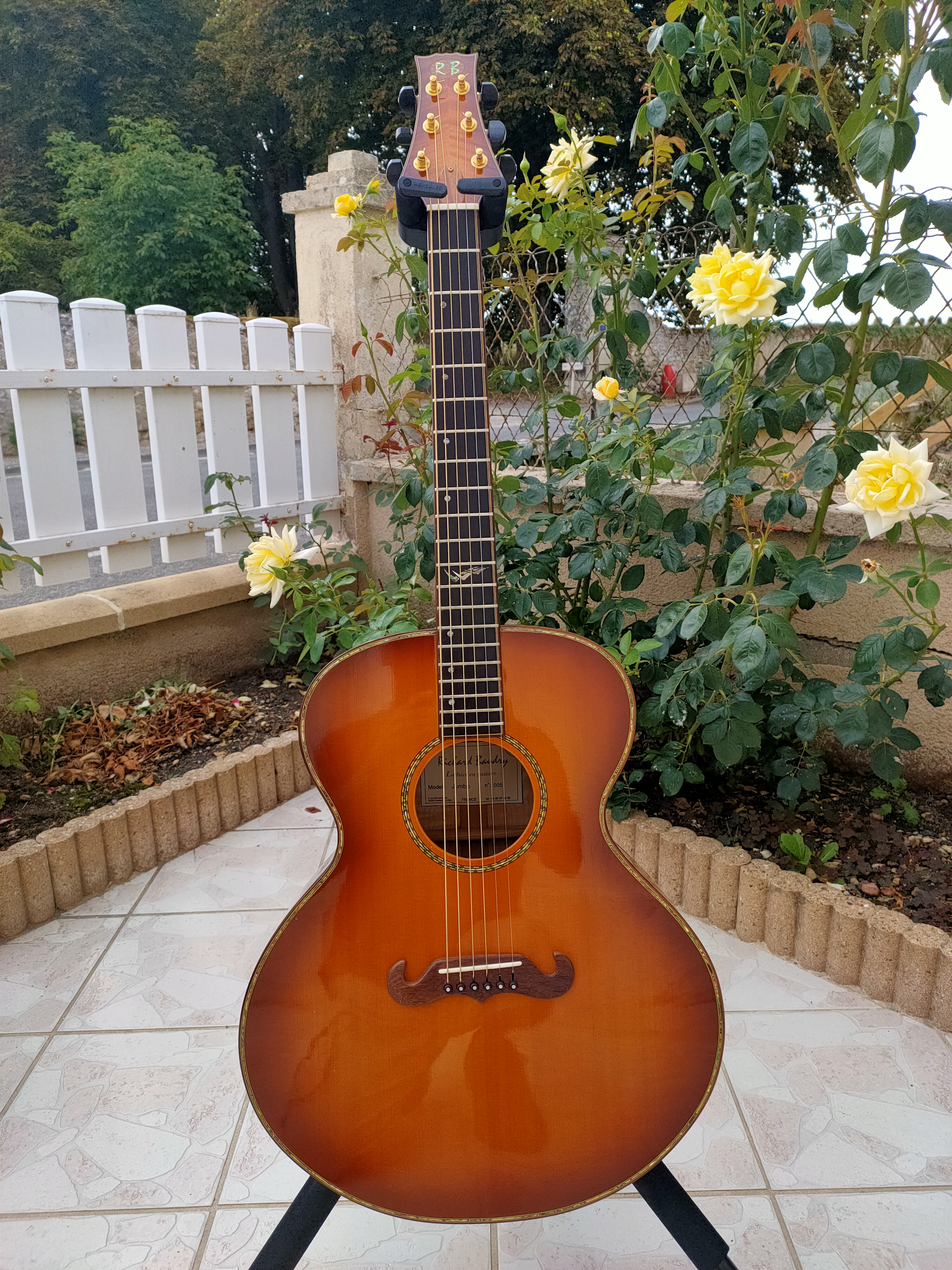 Vends Guitare du luthier Richard Baudry