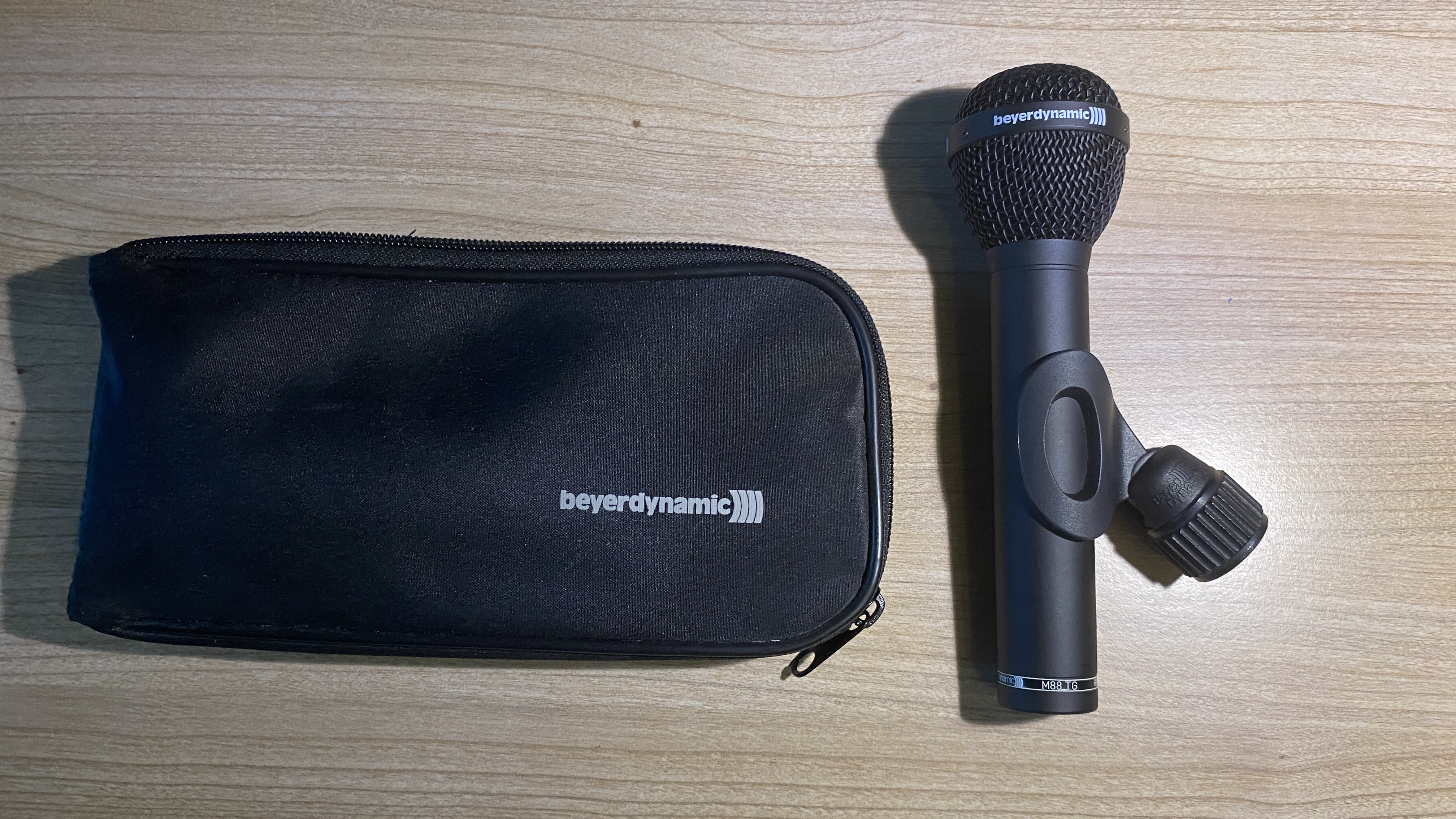 Vends Beyerdynamic M88 TG comme neuf