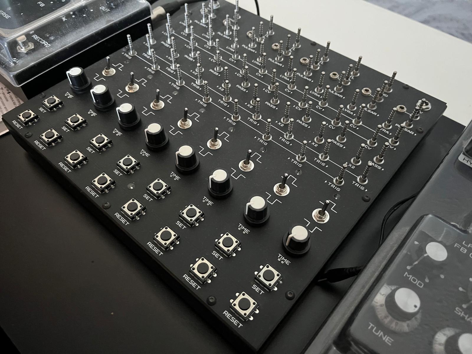 SOMA laboratory Ornament-8 (8419)