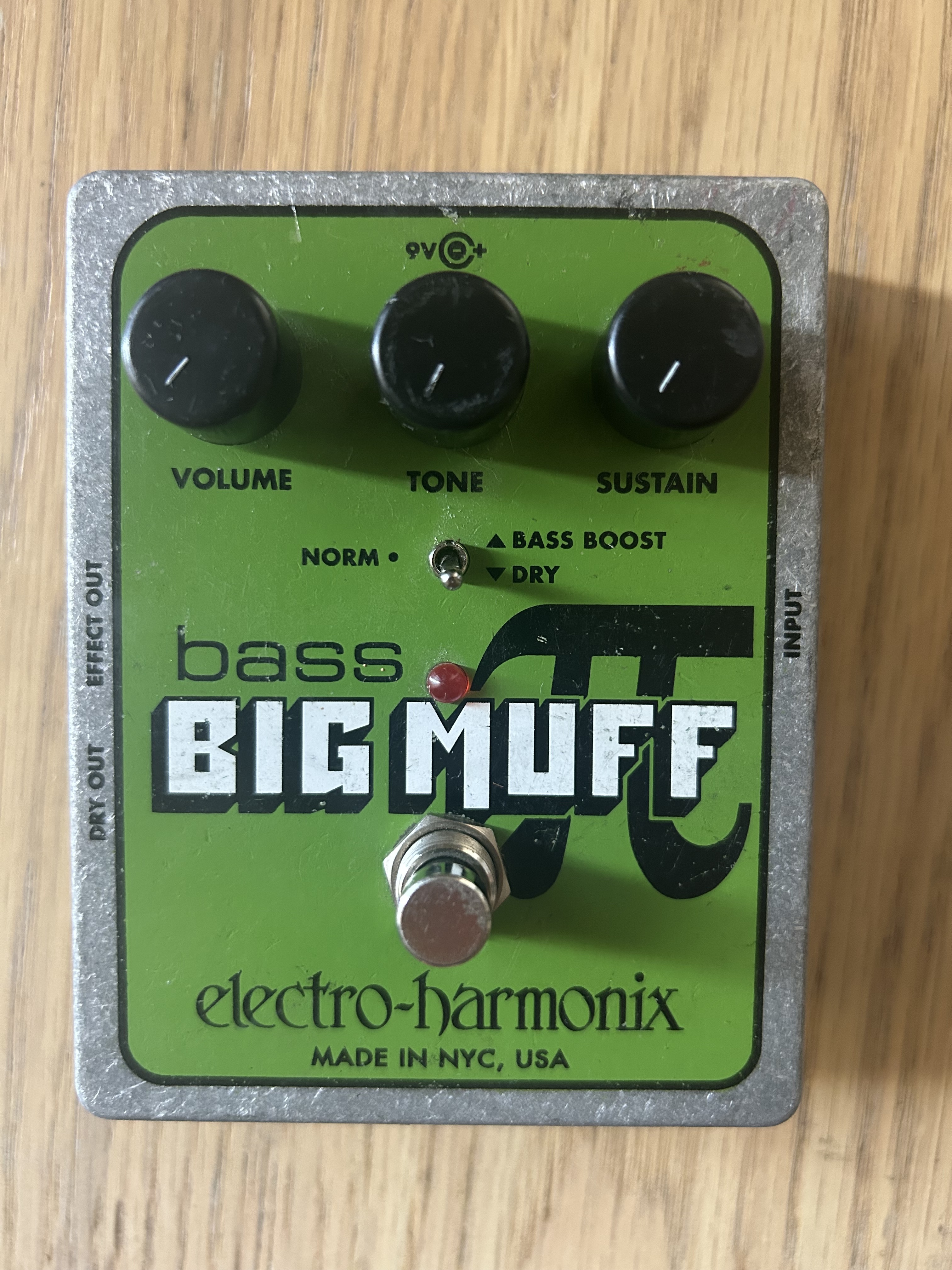 Electro-Harmonix Bass Big Muff Pi – Fuzz basse / guitare