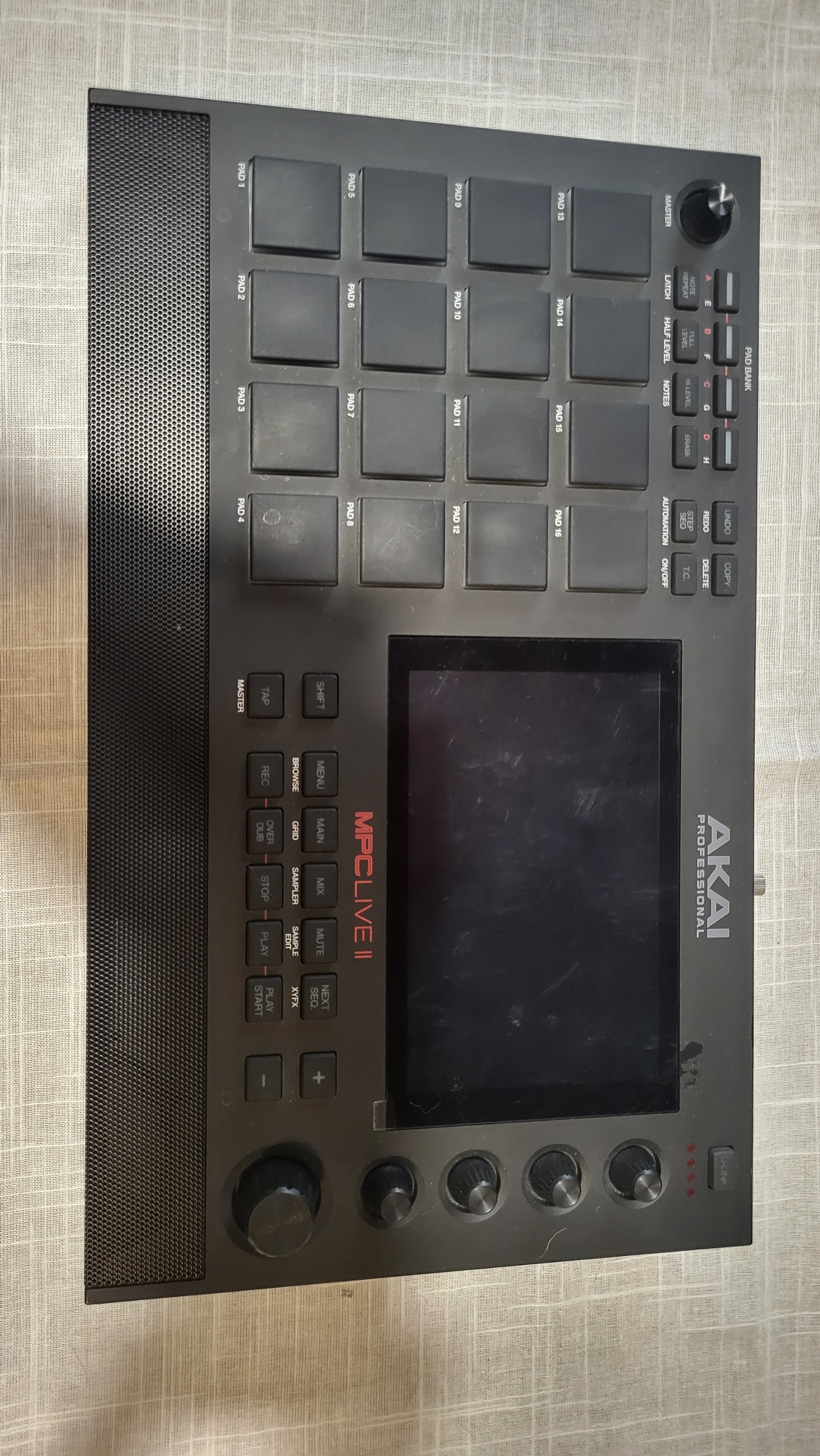Vends MPC Live 2