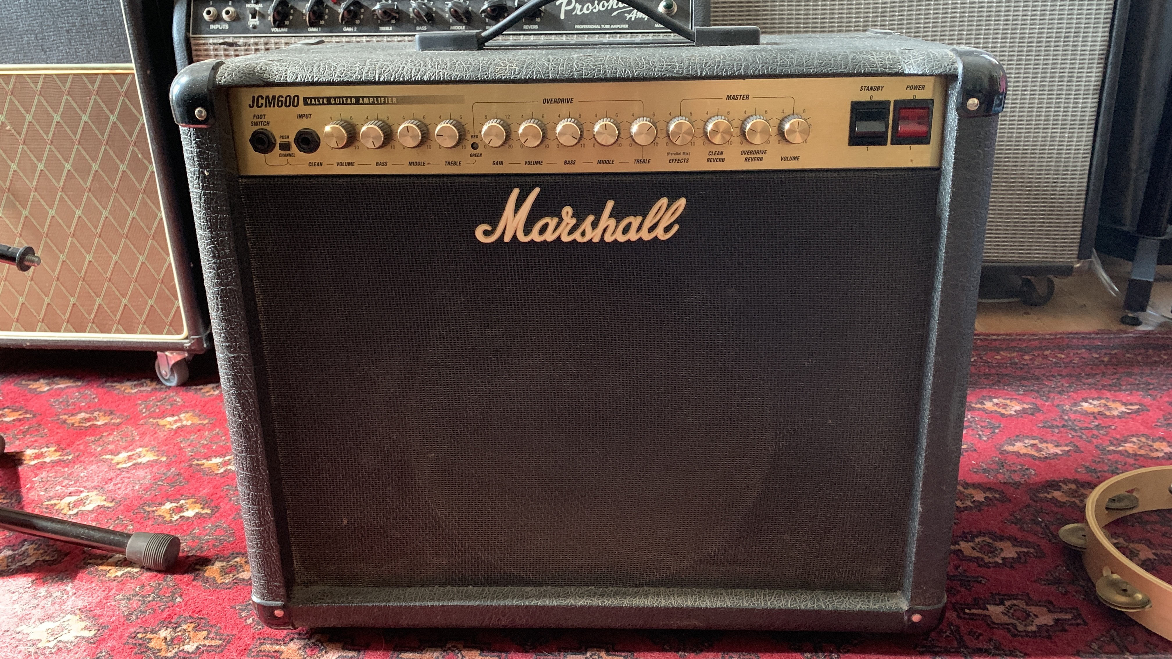 Vends Marshall JCM600