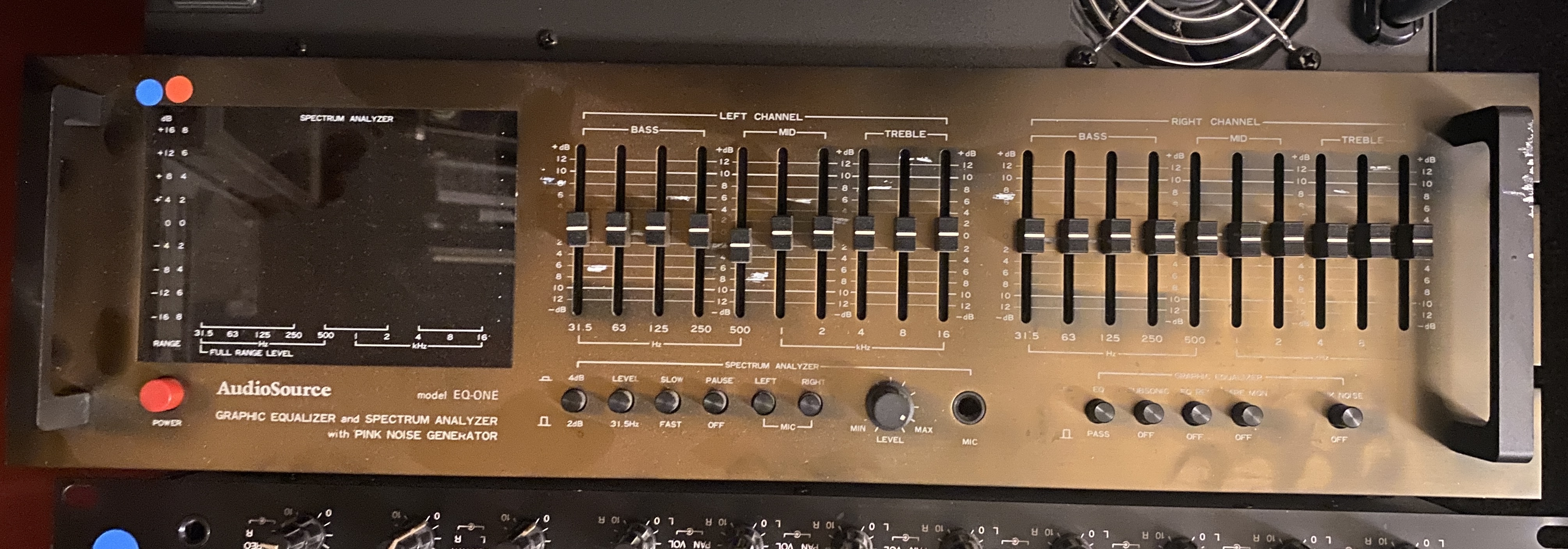 Vends EQ-ONE Audiosource