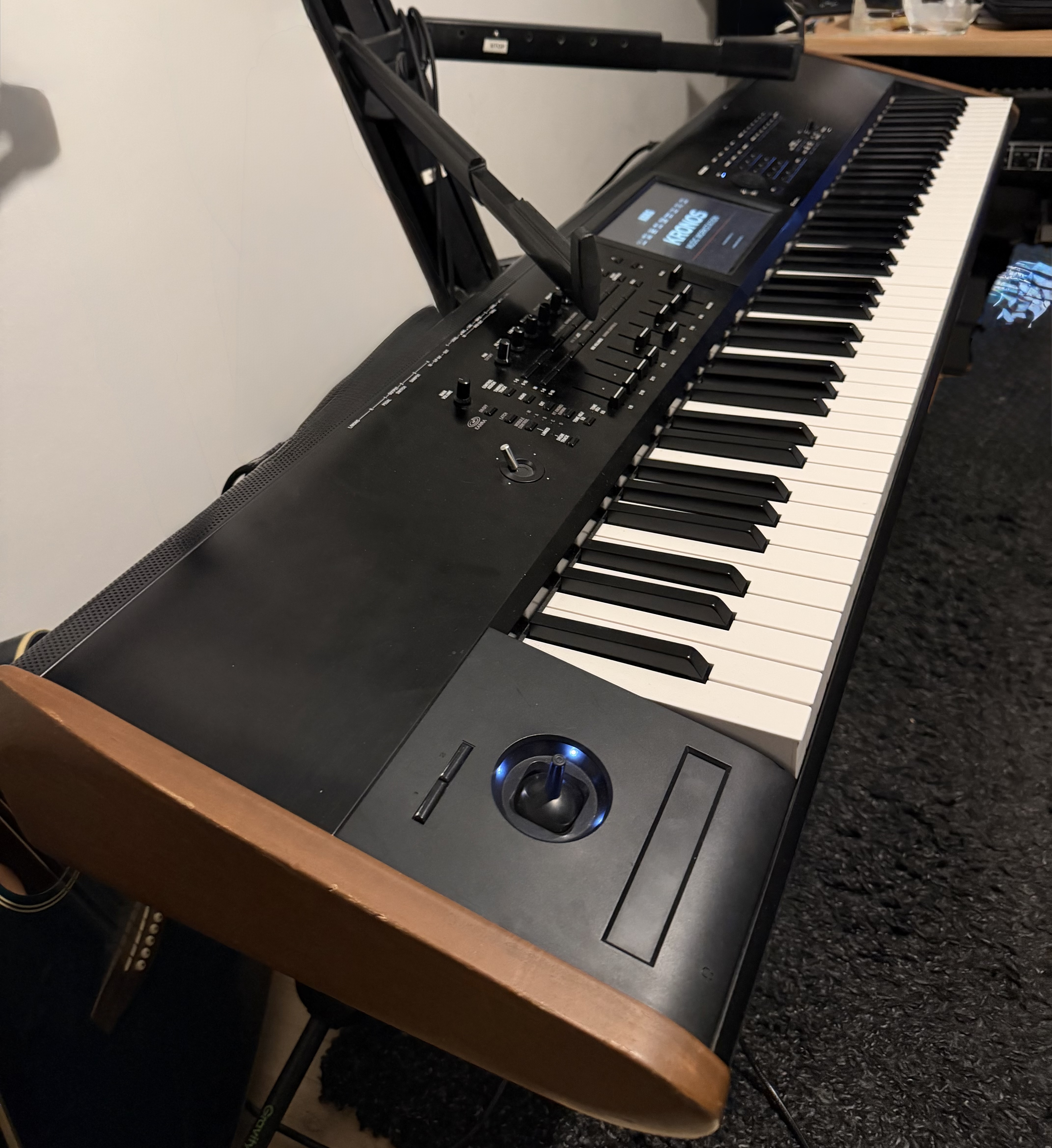 Vends Korg Kronos 88 V2 