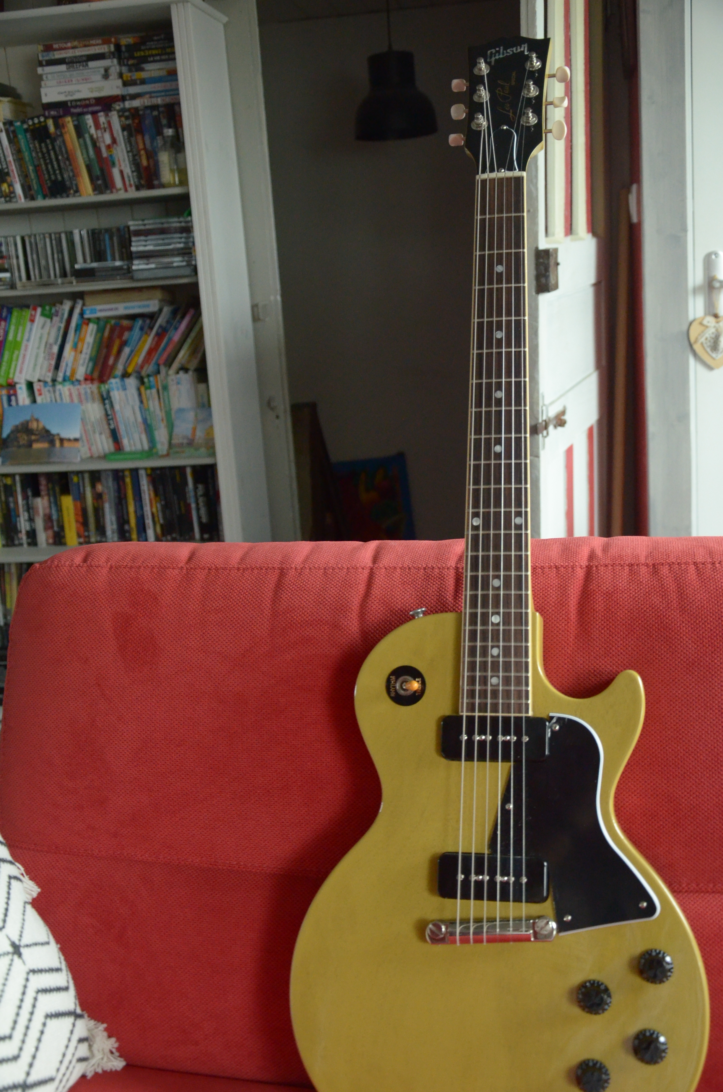 Vends GIBSON YELLOW TV LES PAUL