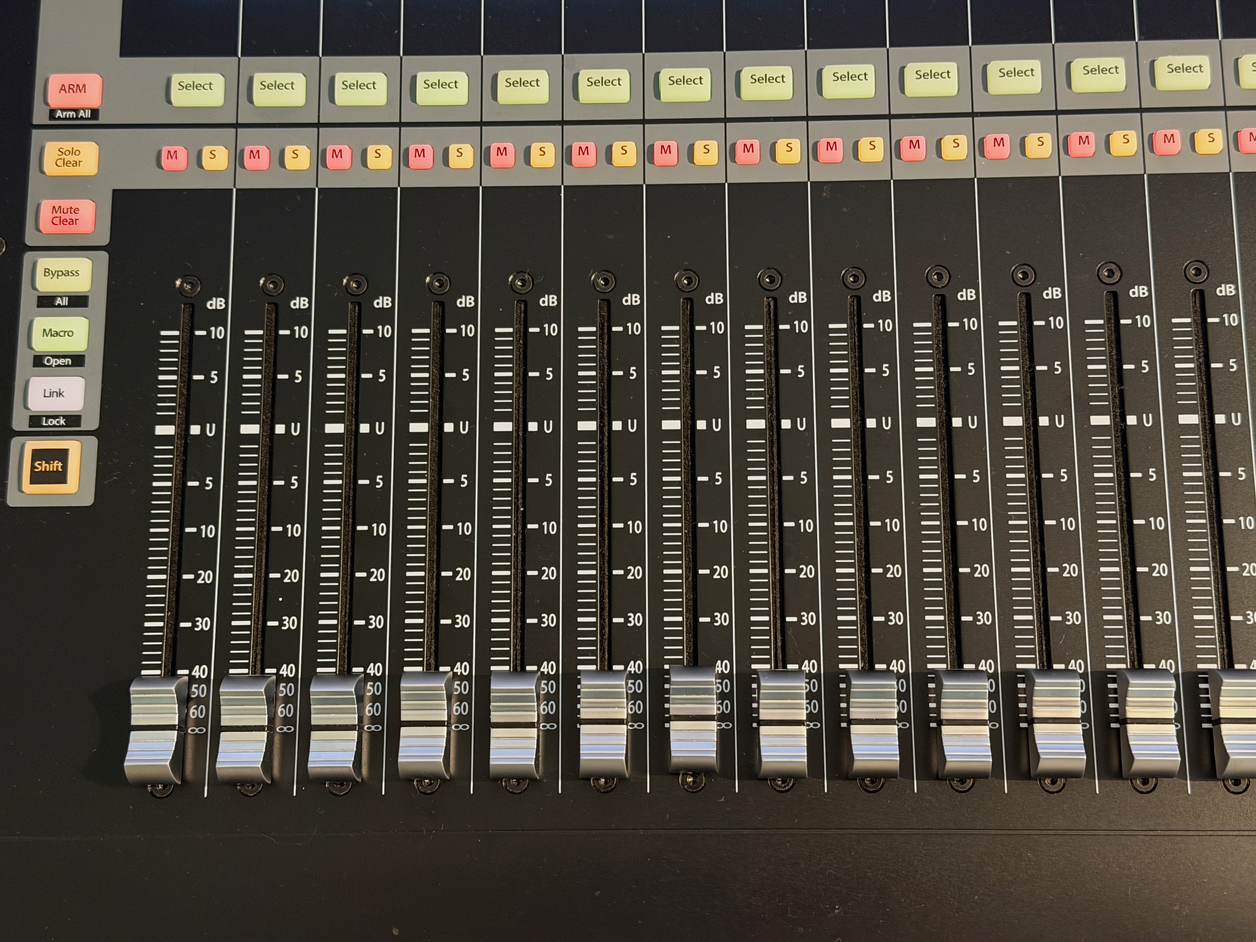 PreSonus Faderport 16 (26227)