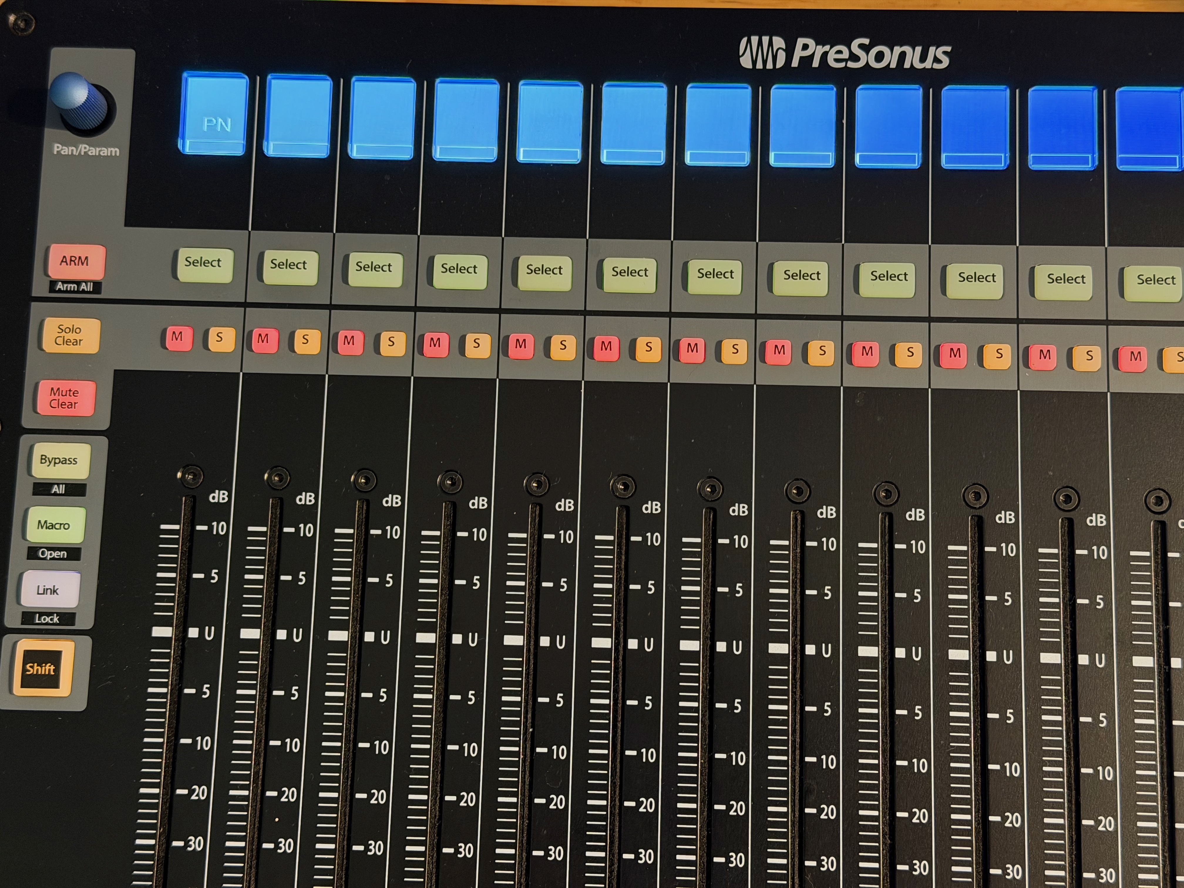 PreSonus Faderport 16 (29514)