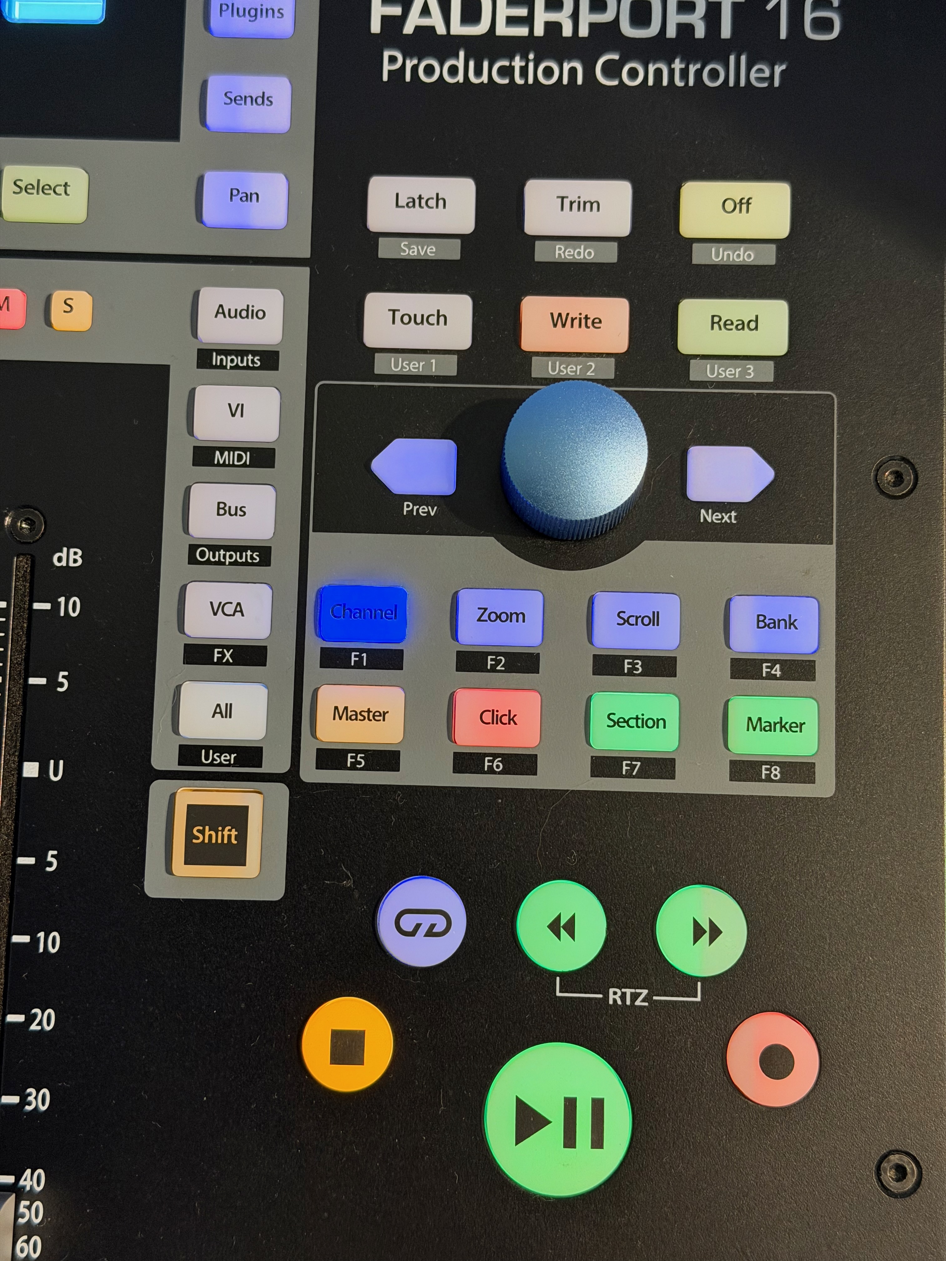PreSonus Faderport 16 (99648)
