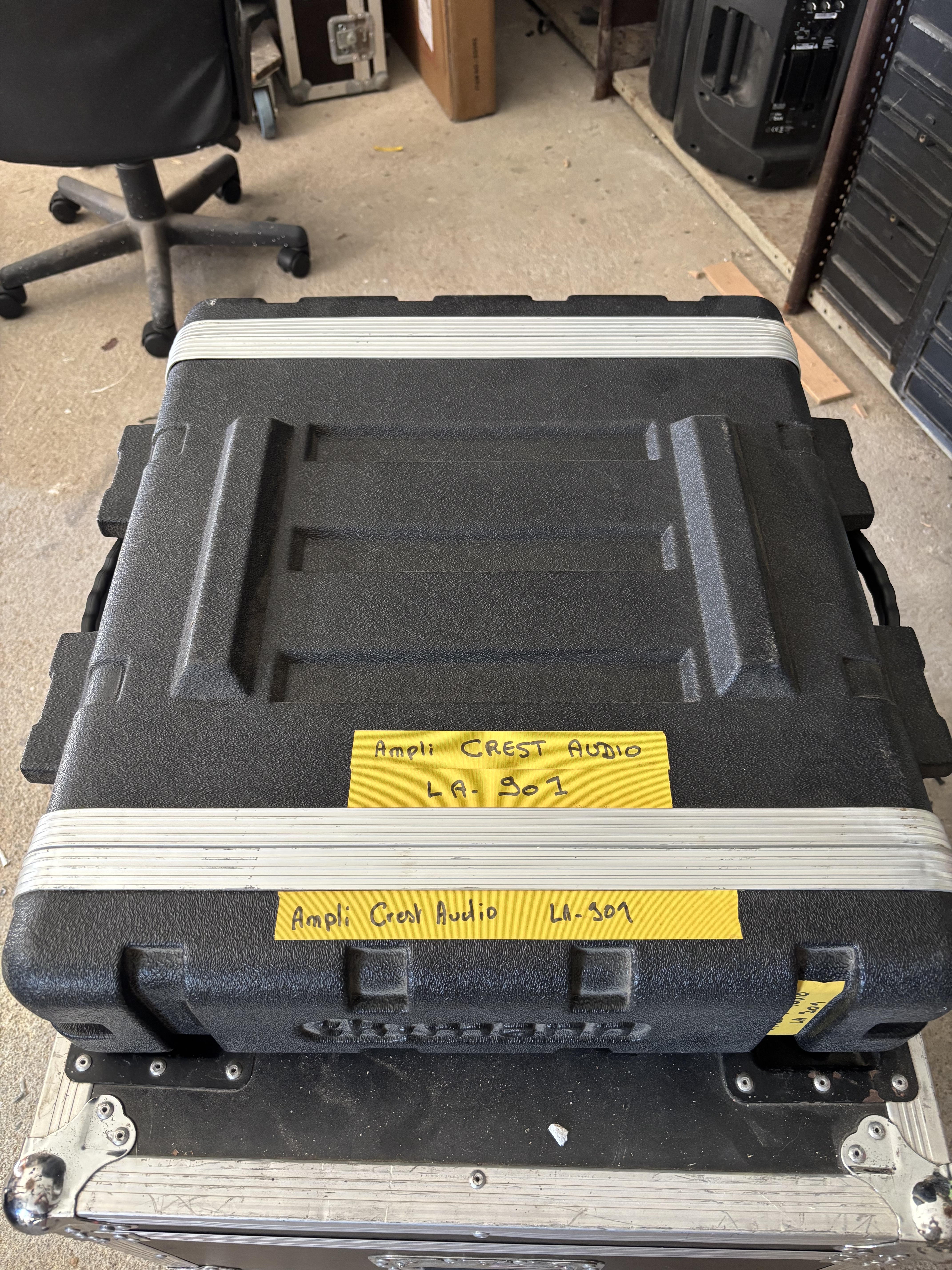 Ampli crest audio LA901