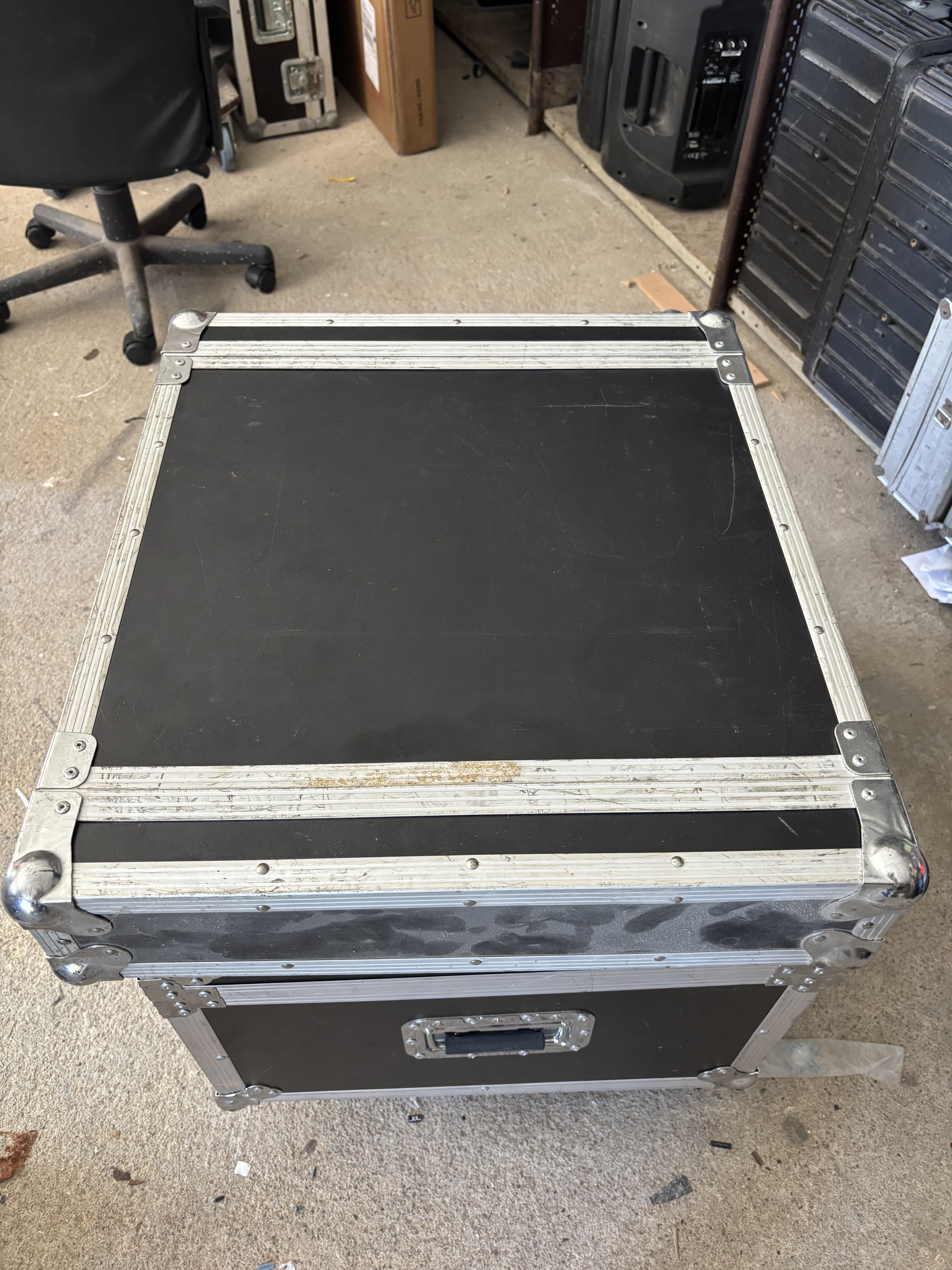 Ampli berhinger inuke NU3000