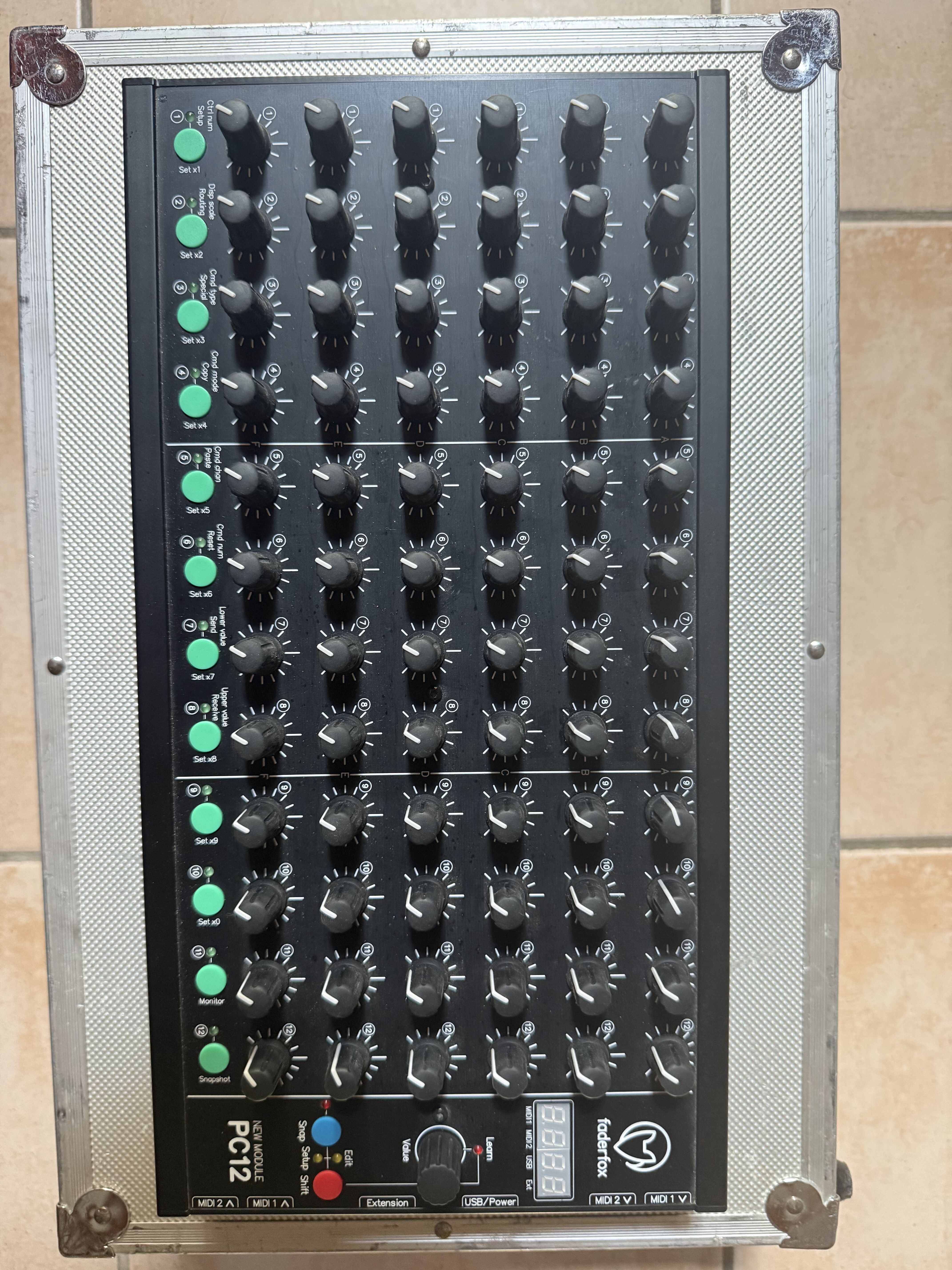 FaderFox PC12