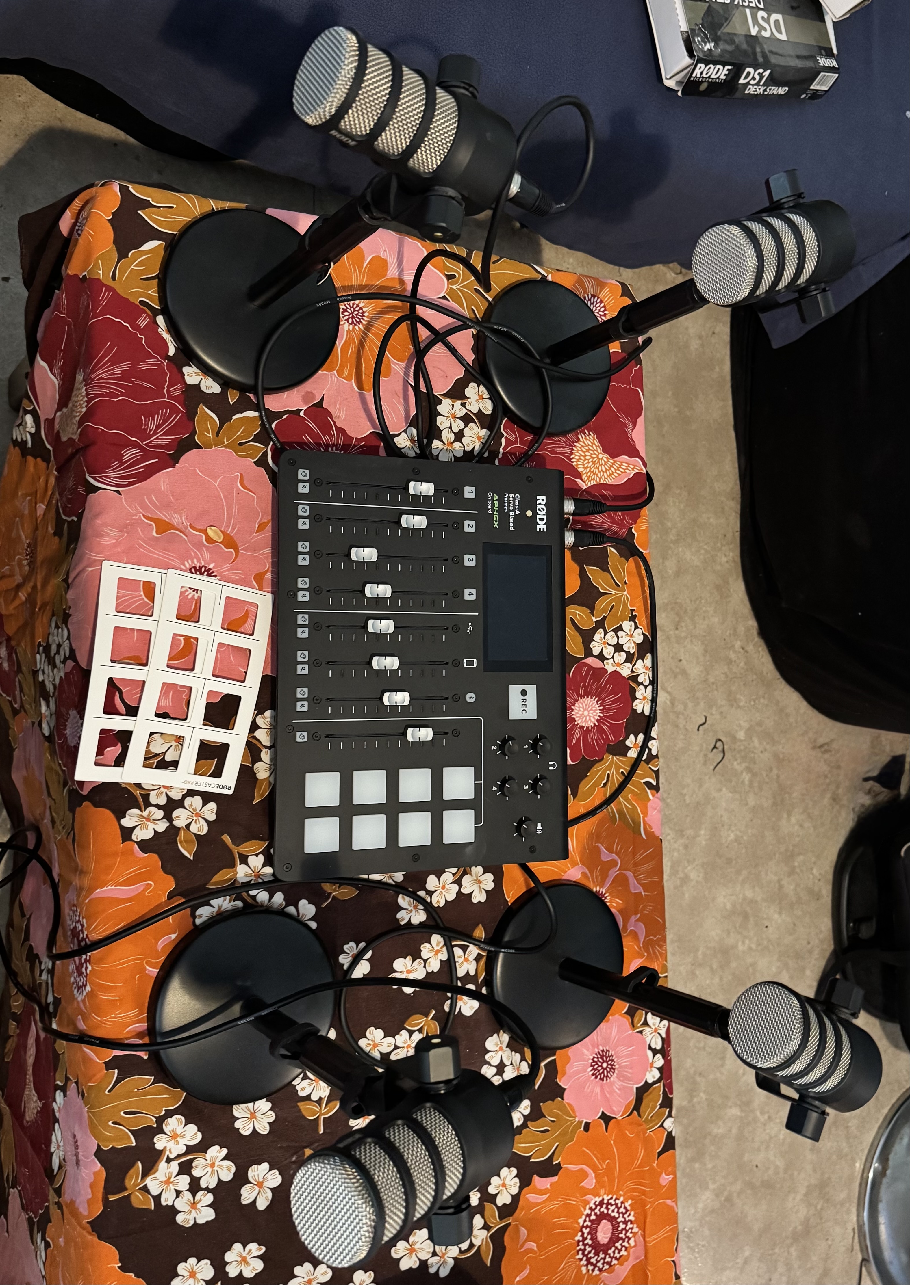 RODE Rodcaster + podmic ( setup podcast complet) (96914)