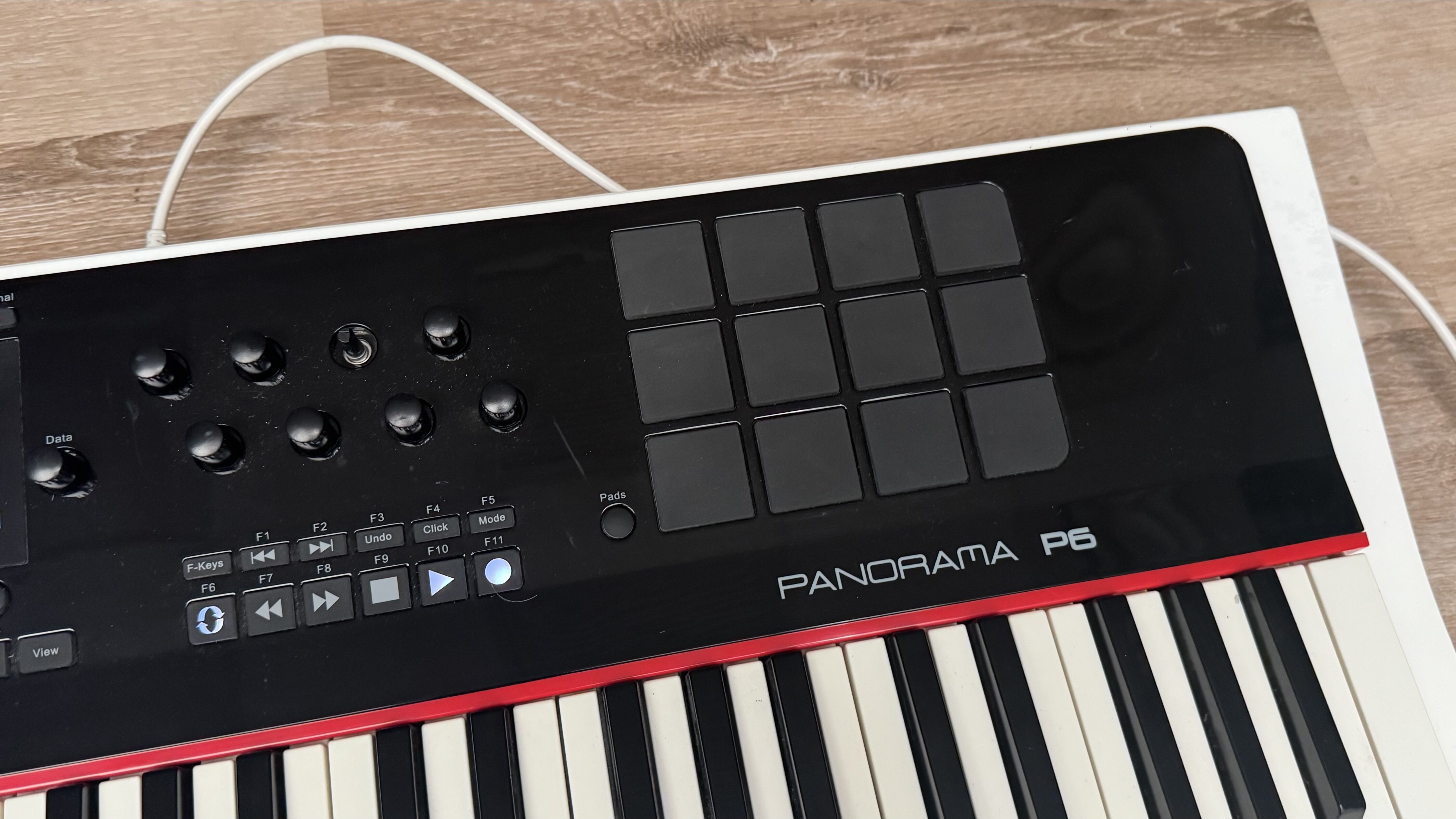 Vends Clavier Maître NEKTAR PANORAMA P4 très bon état