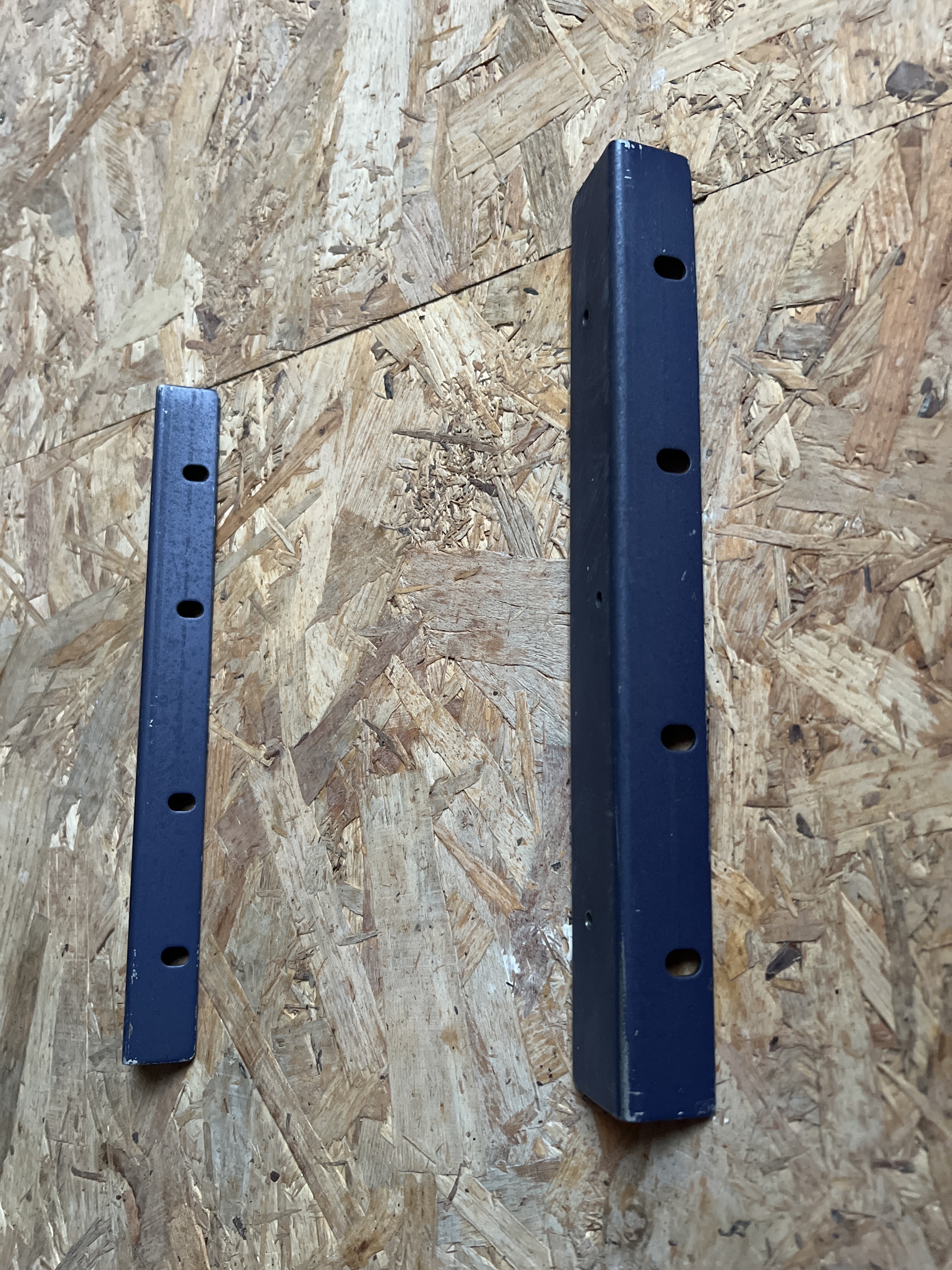Vends oreilles de rack d’origine pour JP8080