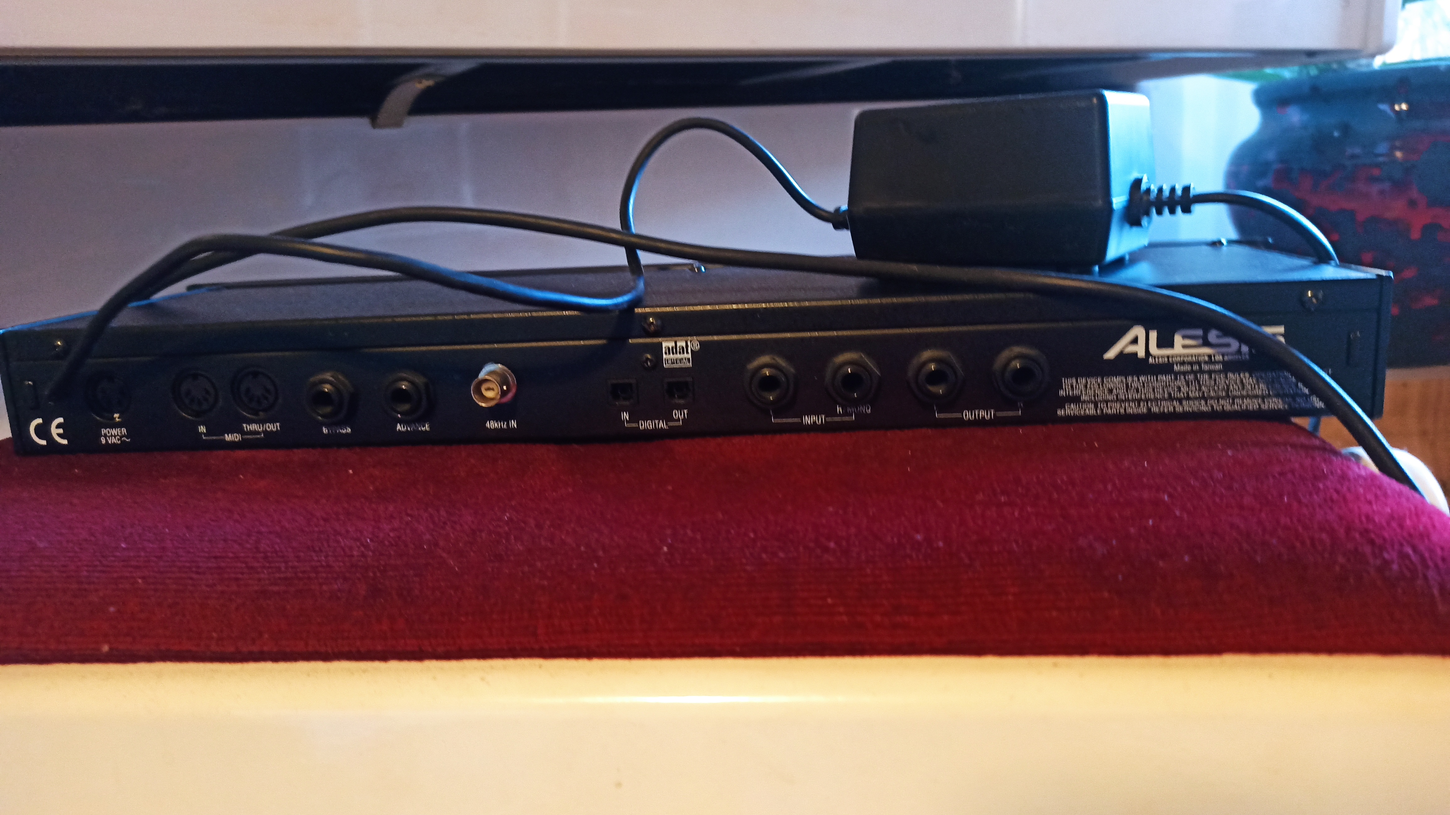 QUADRAVERB 03