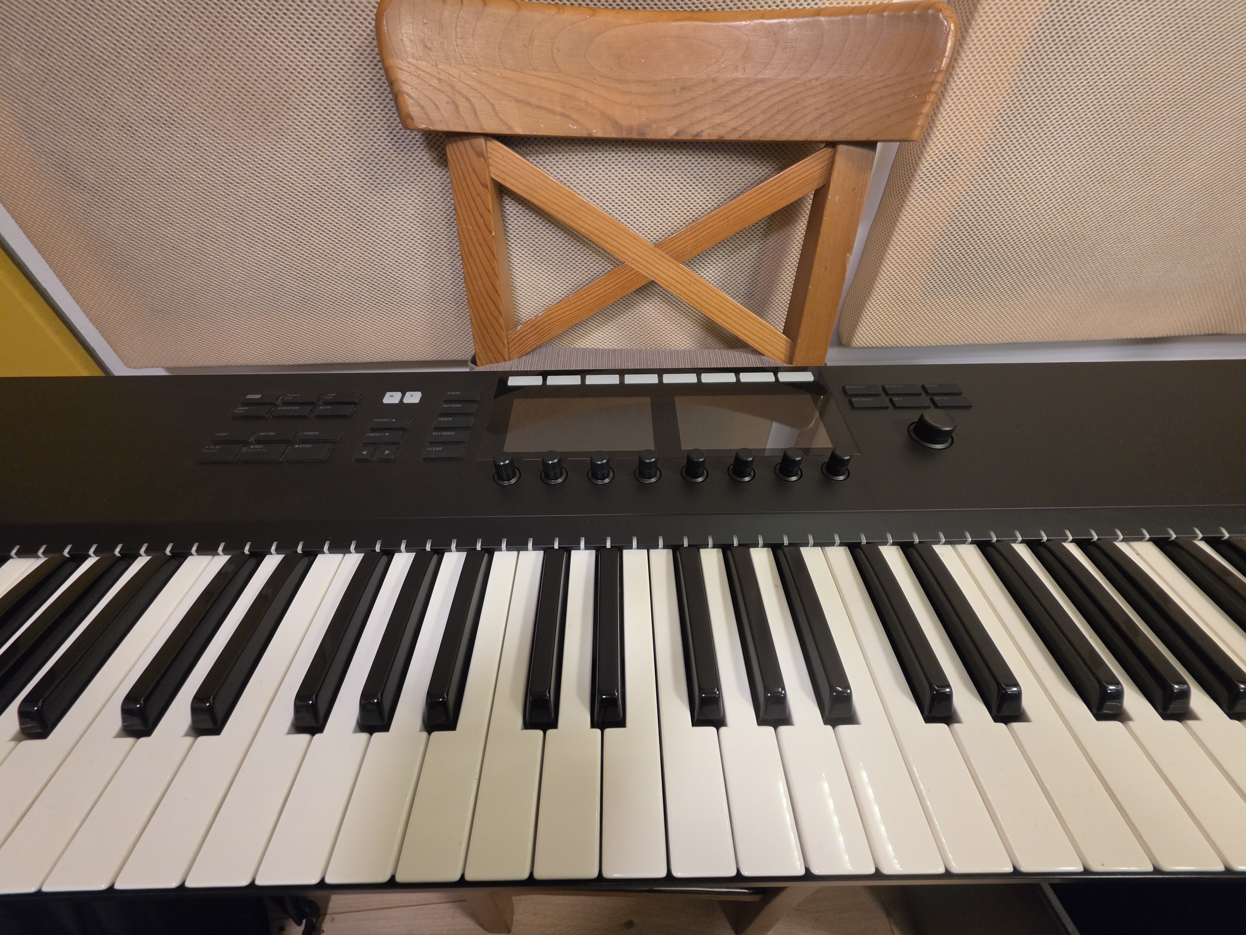 Komplete KONTROL S61 MKII