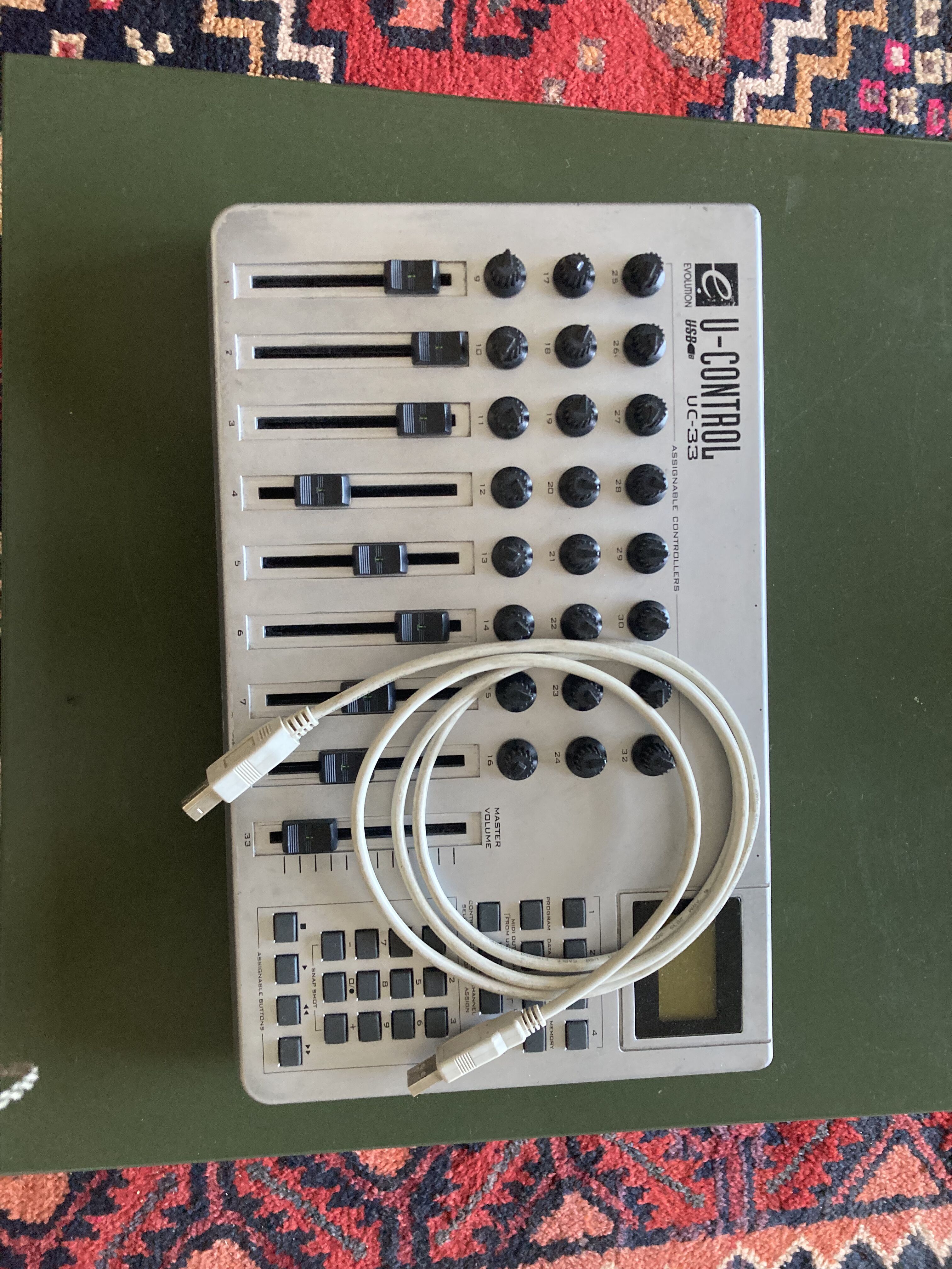 UC33e en Bon état