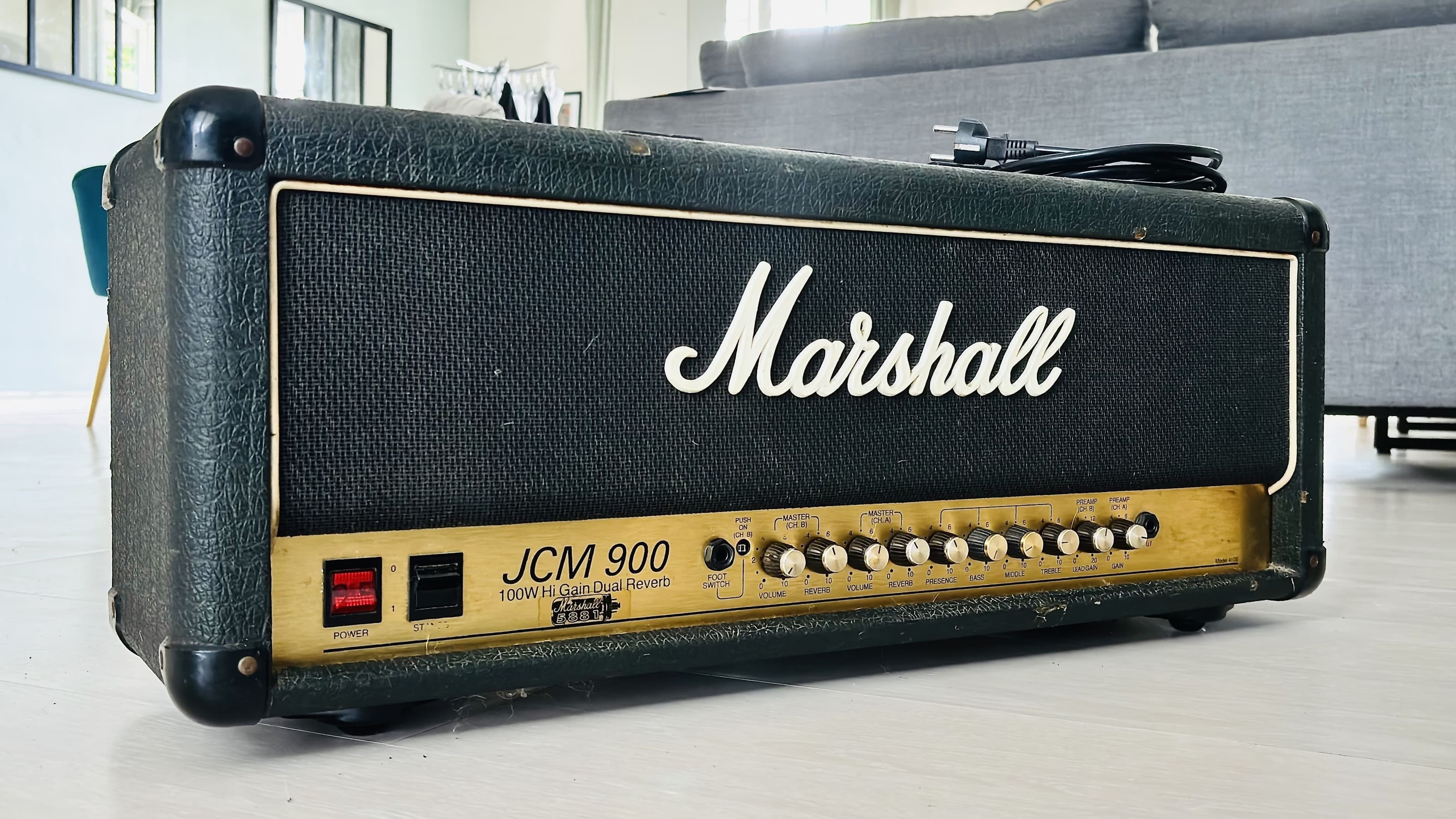 Tête d'ampli guitare Marshall JCM 900 - 100W Dual Reverb
