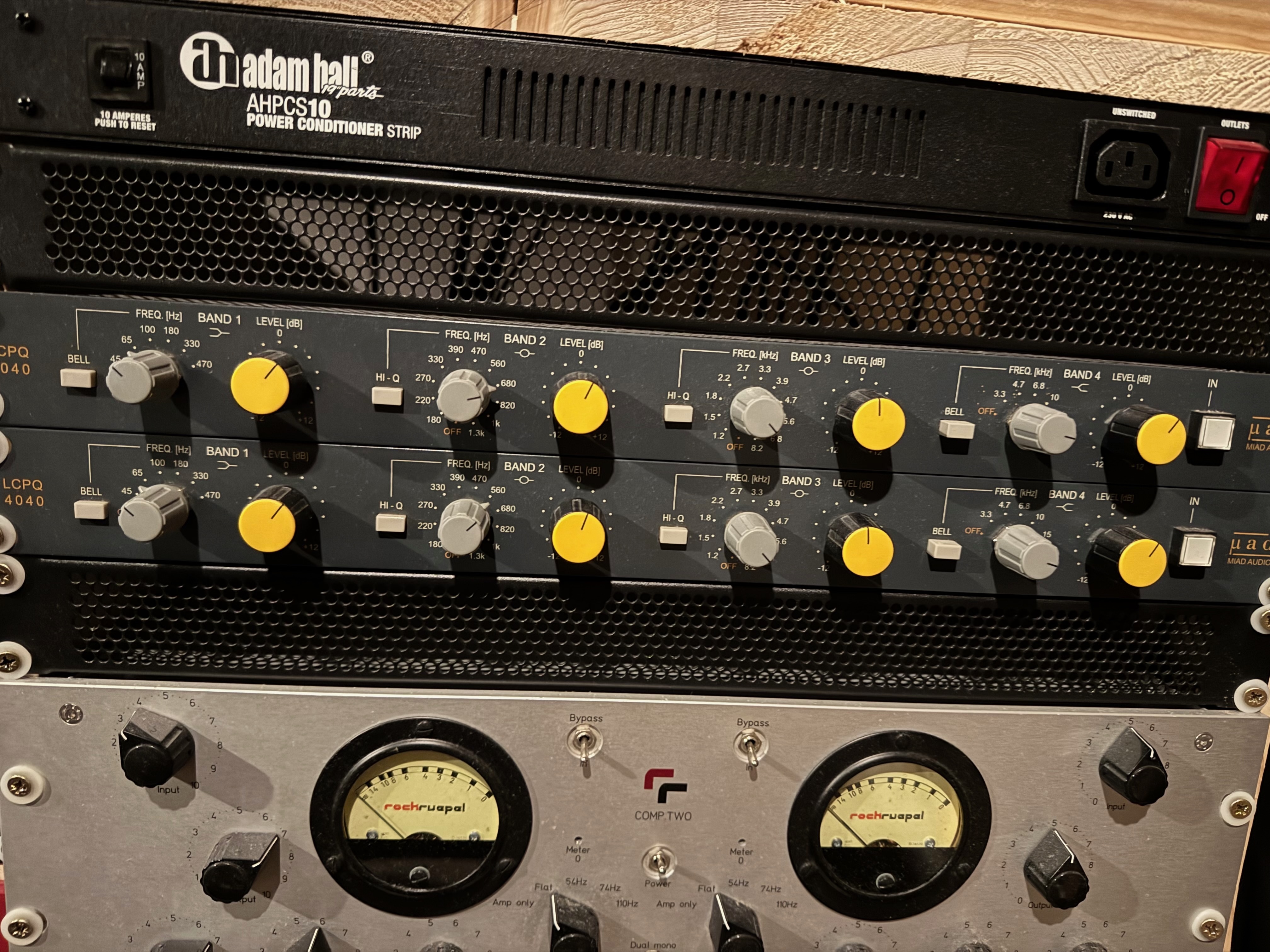 MIAD AUDIO LCPQ 4040 