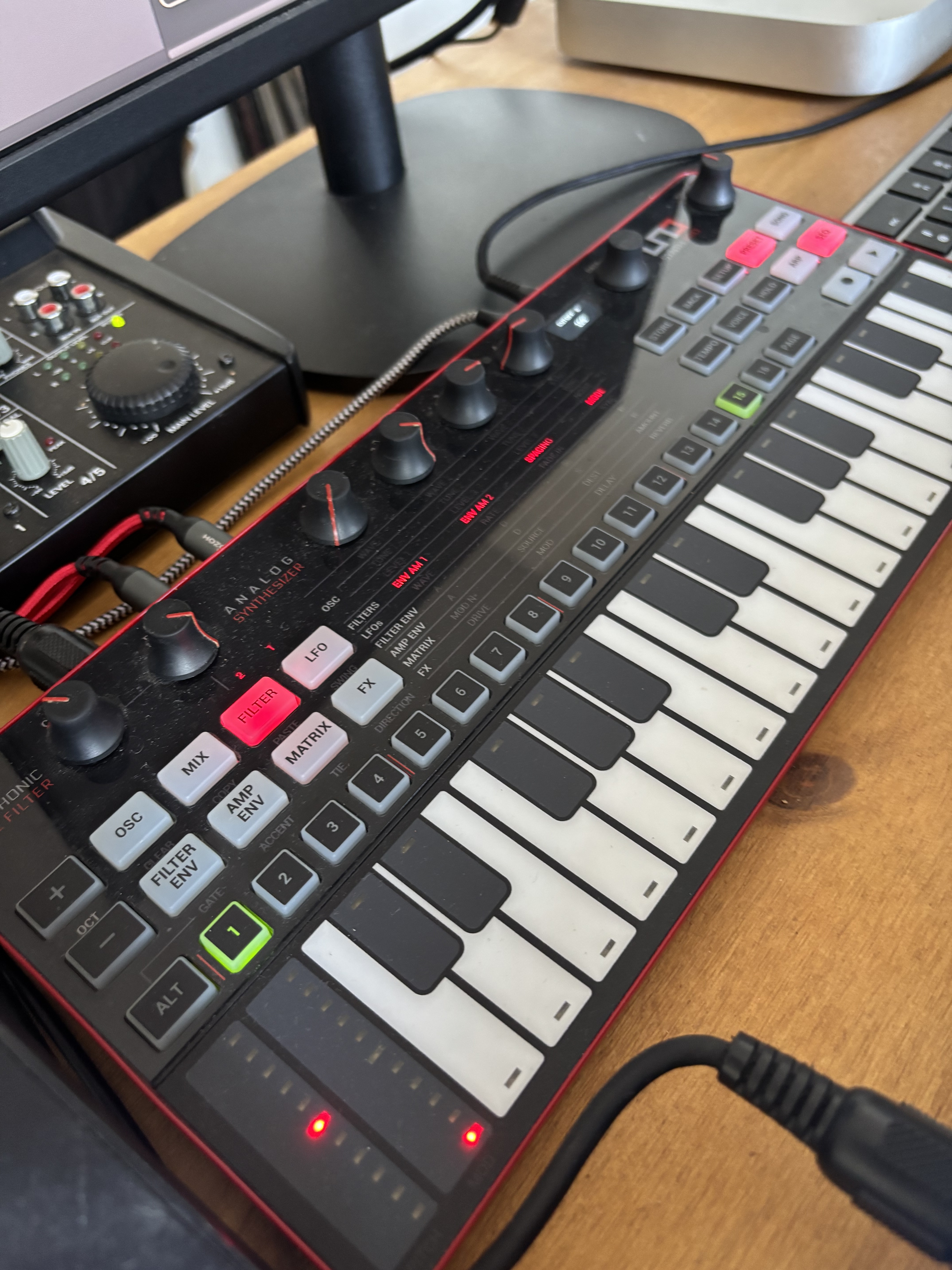 Uno synth pro 